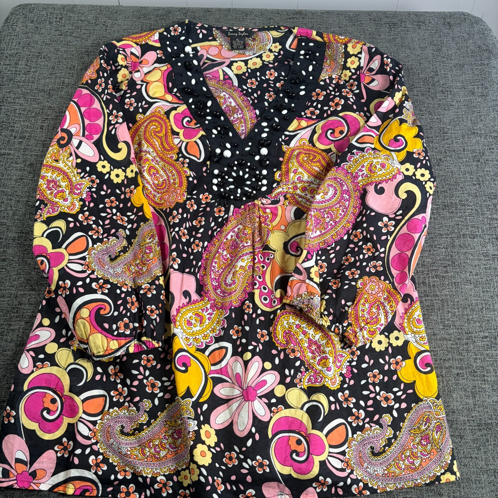 Sunny Taylor XLarge Long Sleeve Paisley Beaded V Neck Multi Colored Womens