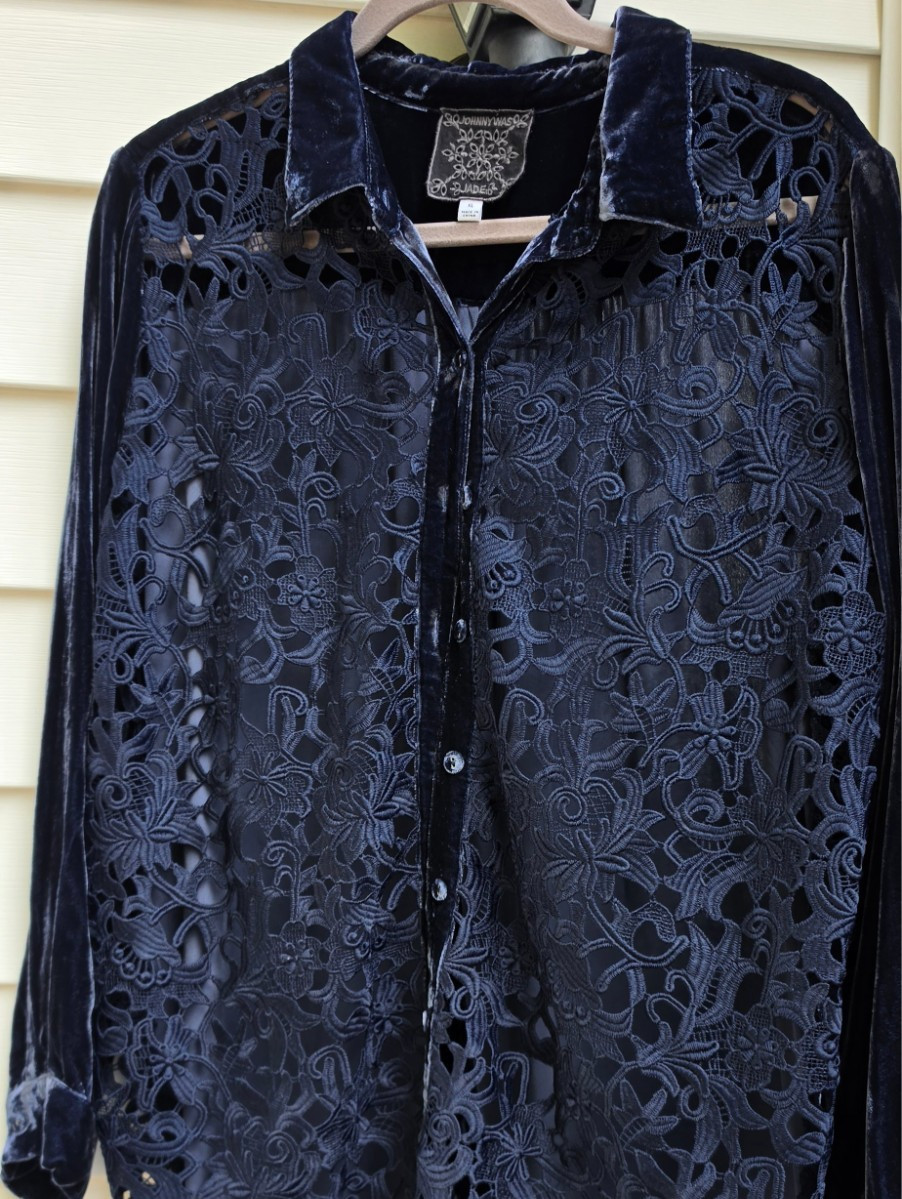 New Johnny Was velvet shirt silk tank buttoned up navy blue ink XL lace insert