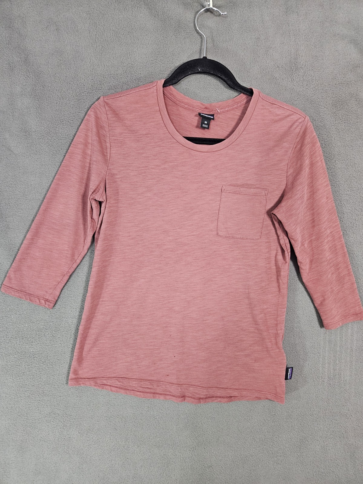 Patagonia Womens XS Organic Cotton Shirt Dust Pink 3/4 Sleeve Crew Pocket