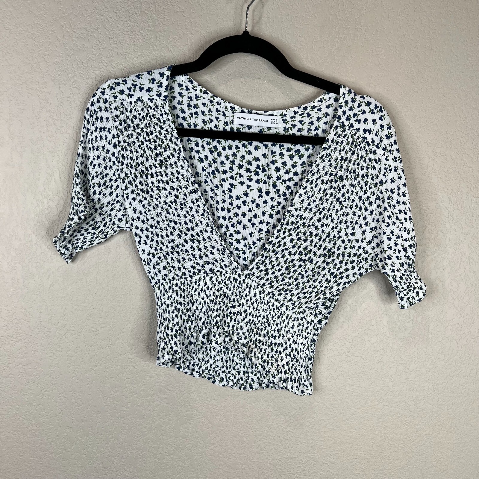 Faithfull The Brand First Light Rae Crop Top Size 2 Blue White Floral Smocked