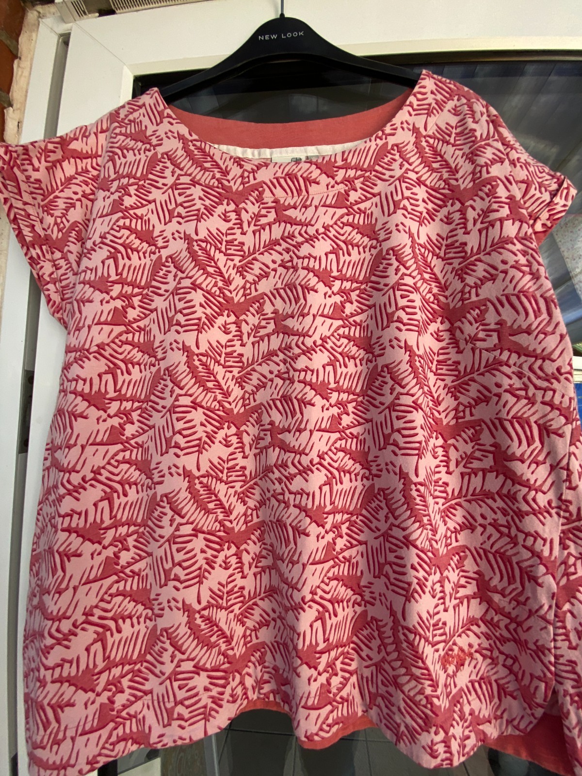 Weird Fish Women’s Short Sleeve Top UK 16 pink patterned organic cotton