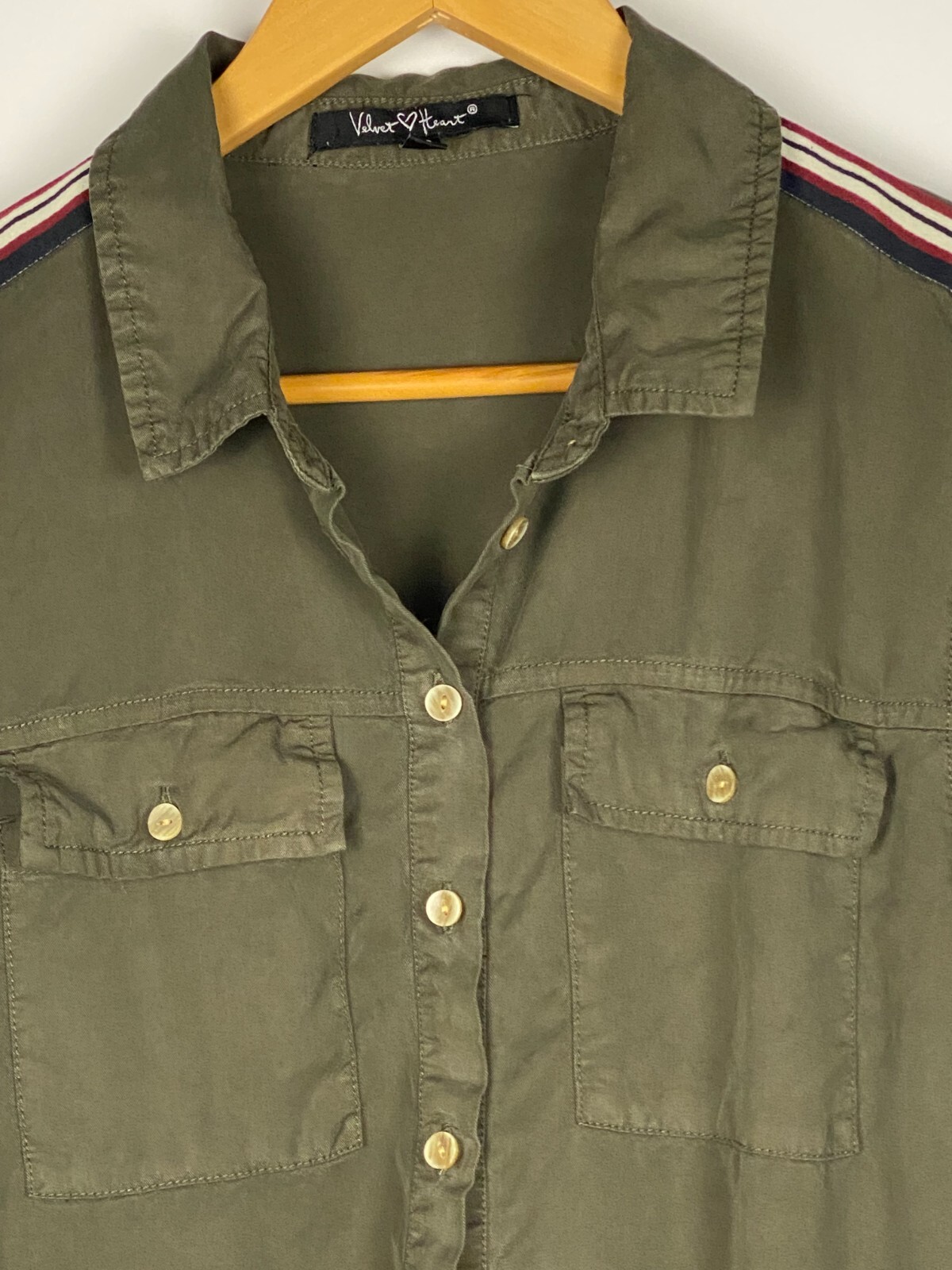 Velvet Heart buttonup shirt olive green with red white blue accents Wms Large
