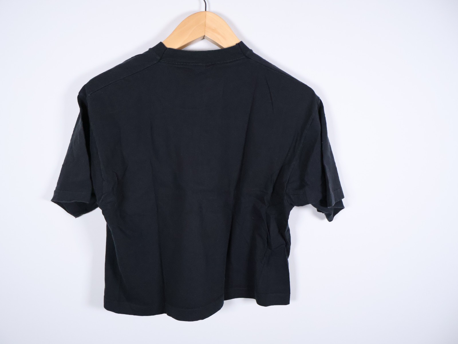 90s Cropped Butterfly T-Shirt Women’s One Size / Large Single Stitch VTG