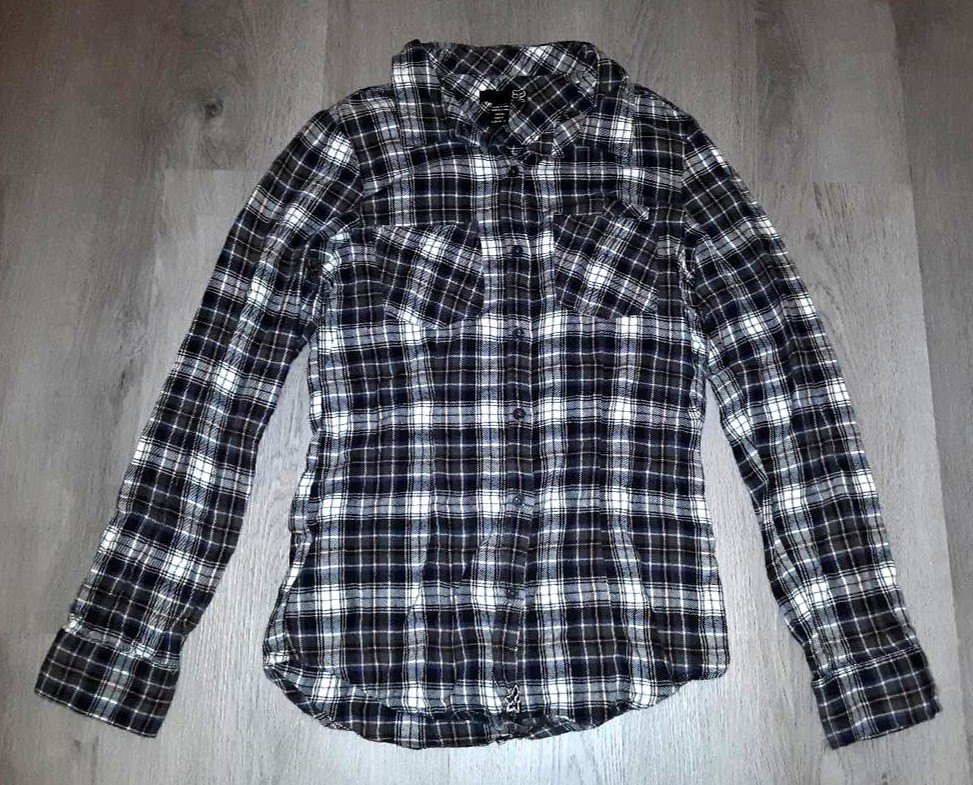 Fox Racing Black and Dark Blue Plaid Flannel Button Down Long Sleeve Shirt M