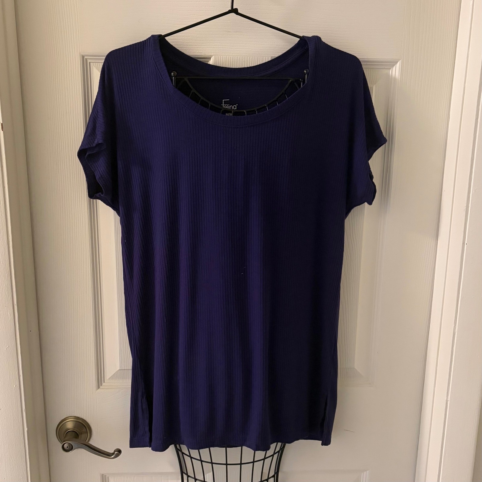 Felina Women’s M Navy Blue Ribbed Stretch Rayon Short Sleeve Scoop Neck Tee Top