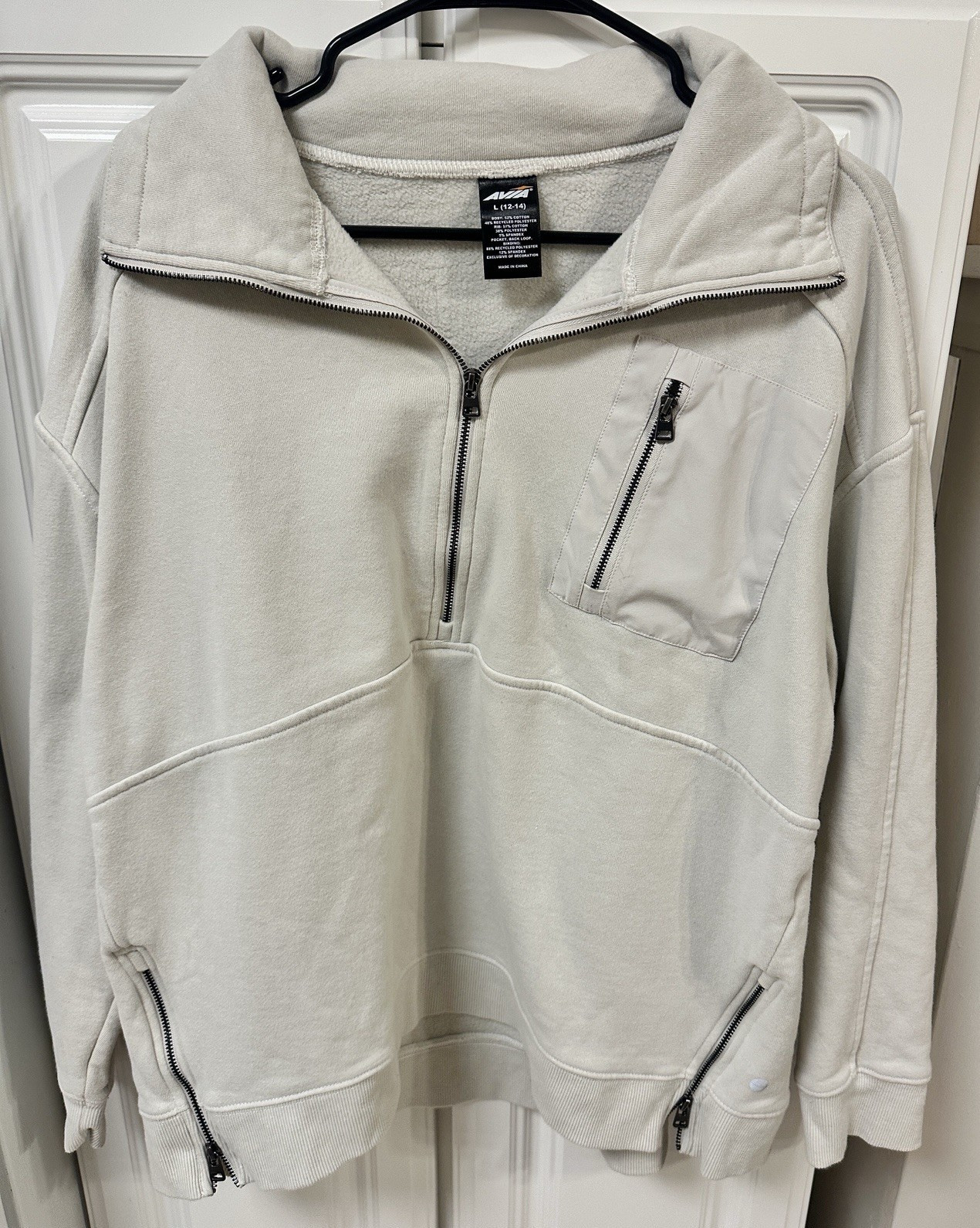 Avia Sports Woman’s L Beige Fleece 1/4 Zip Mock Neck Pullover Sweatshirt