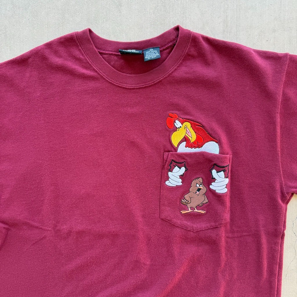 Vintage 1998 Foghorn Leghorn Pocket T Shirt Warner Bros Studio Store XS Burgund