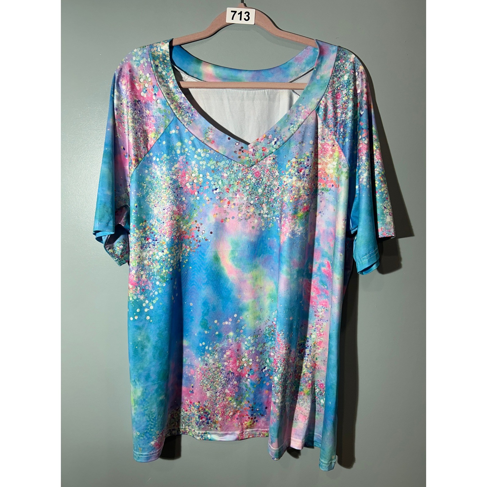 Womens Blue Pink Purple Watercolor Glitter Print V-Neck Raglan Short Sleeve Top