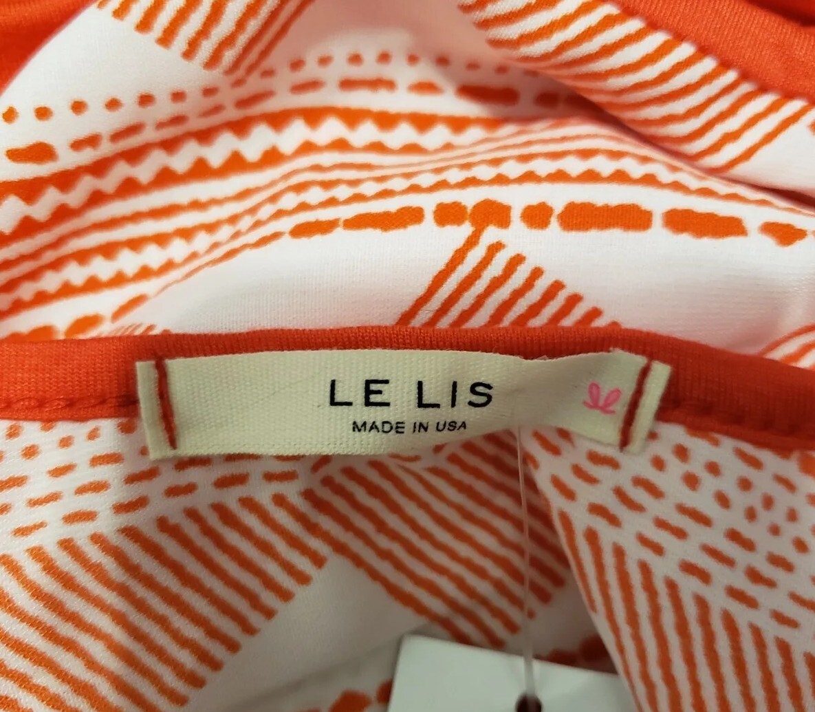 Stitch Fix Le Lis Minna Crew Neck Top Small Coral Red White 3/4 Sleeve Pullover