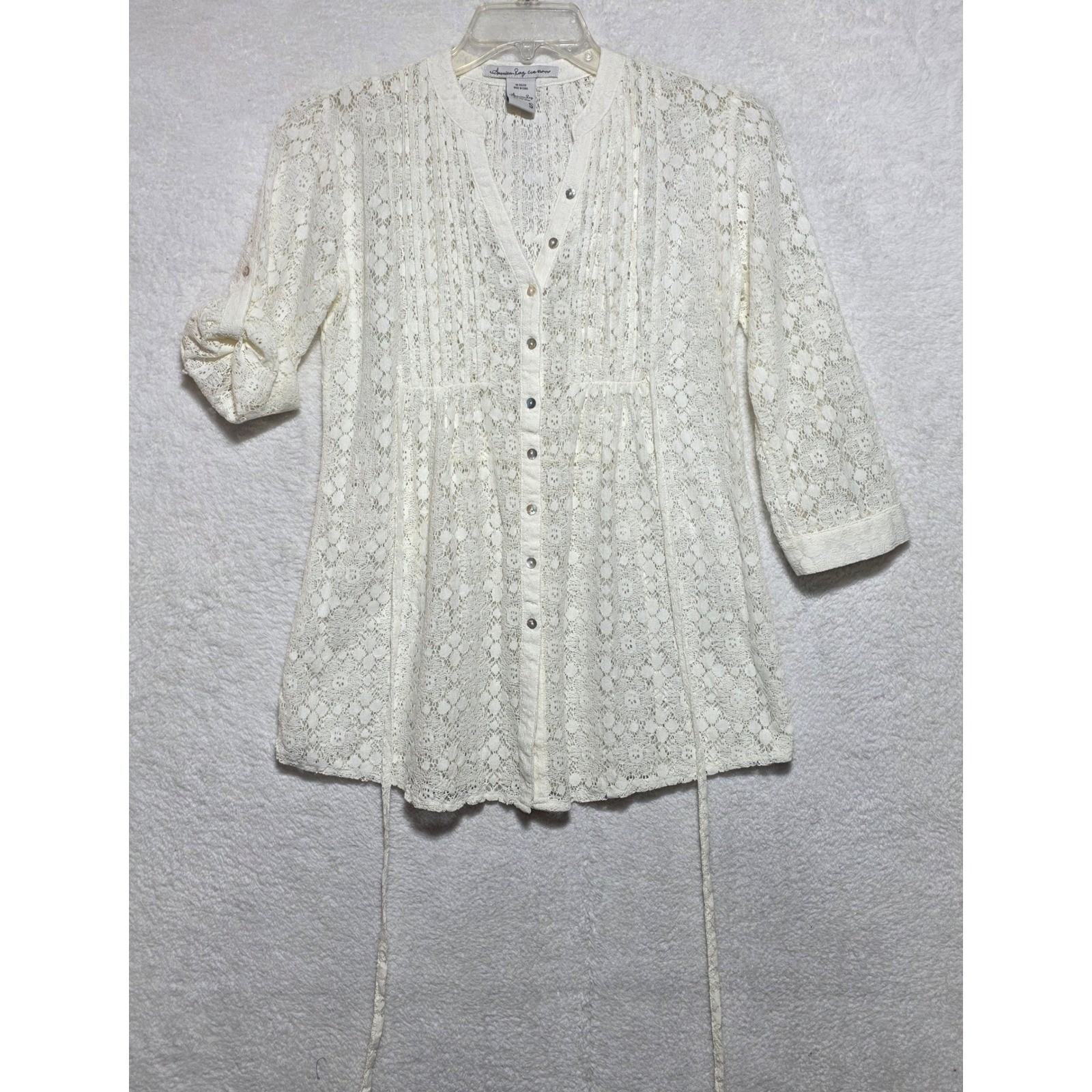 American Rag Ivory Floral Lace Button Front Boho Blouse Empire Waist Small