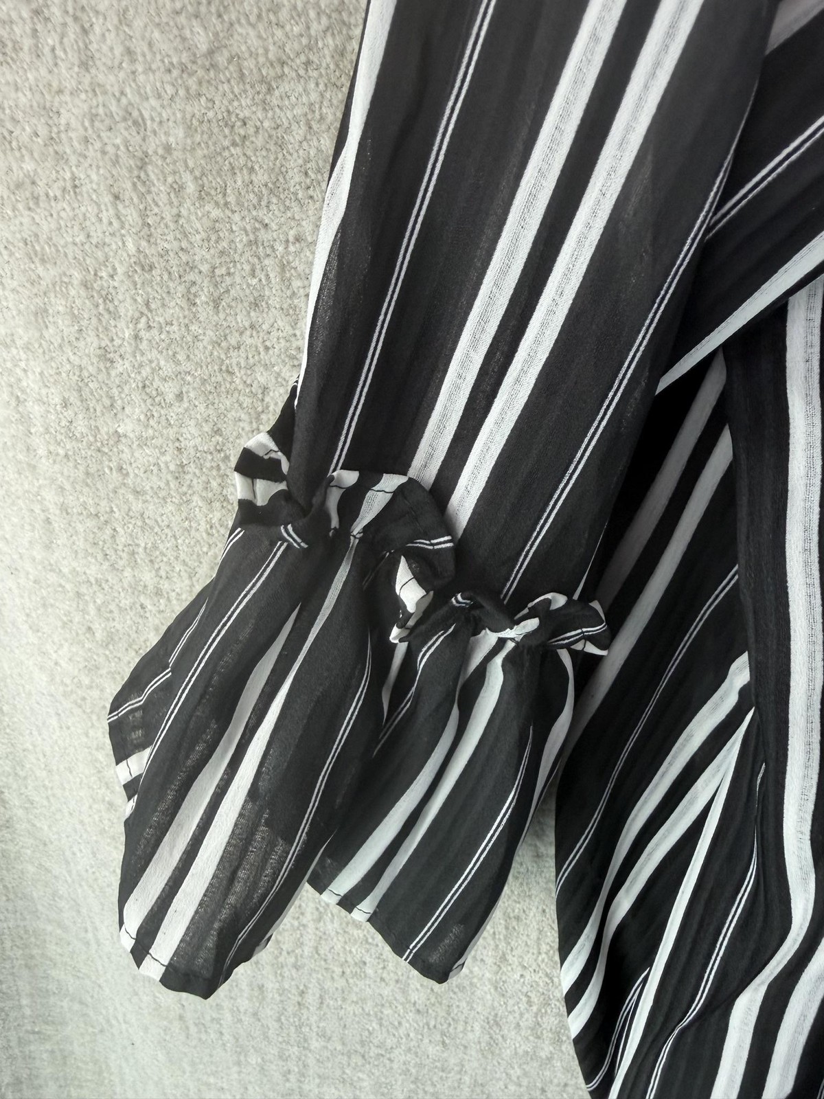 Annabelle Blouse Womens L Black Striped V-Neck Tunic Ruffle Tasseled Chiffon