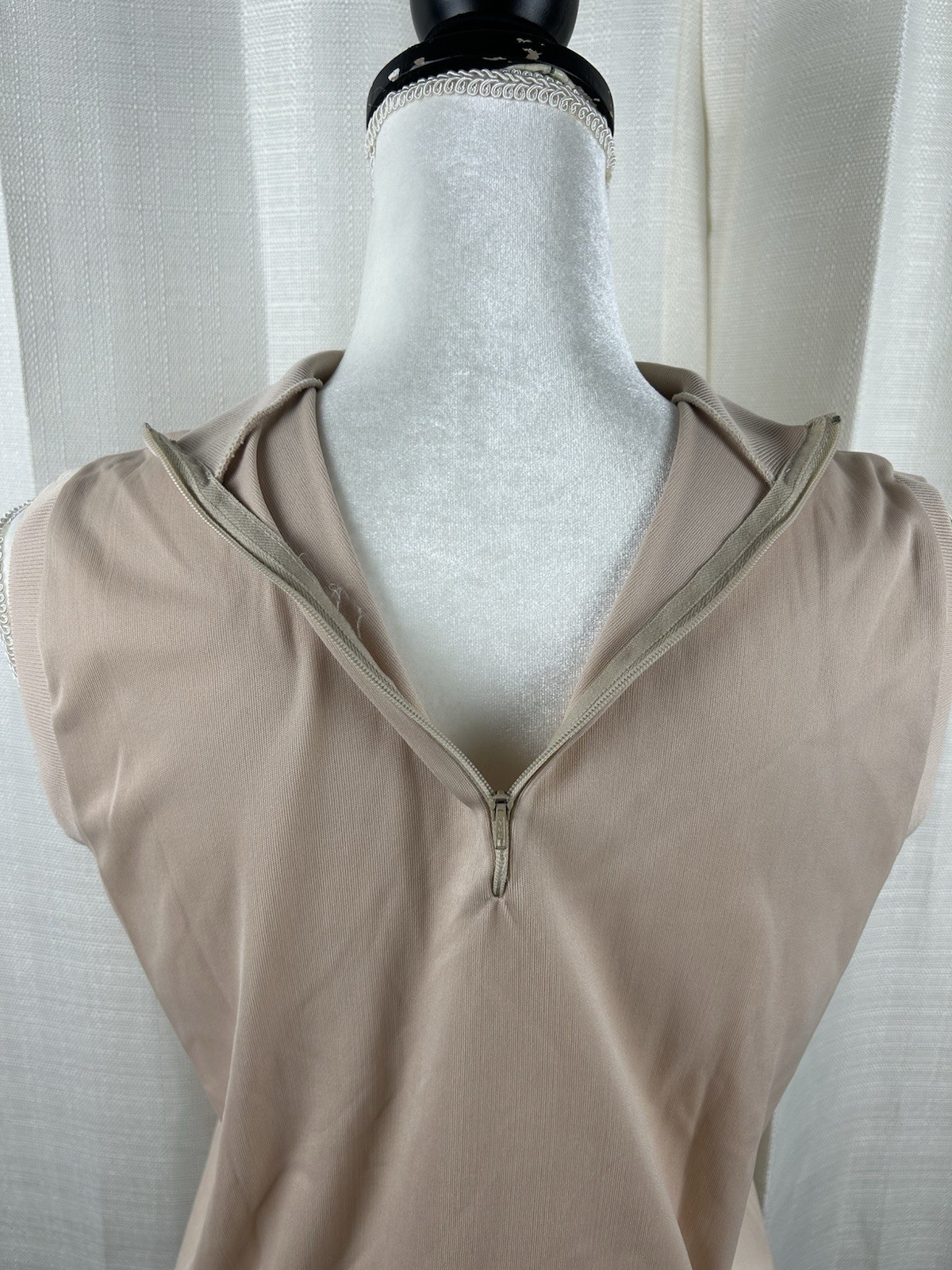 Vintage Jersey Knit Mock Neck Sleeveless Nude Pink Top -Size Medium
