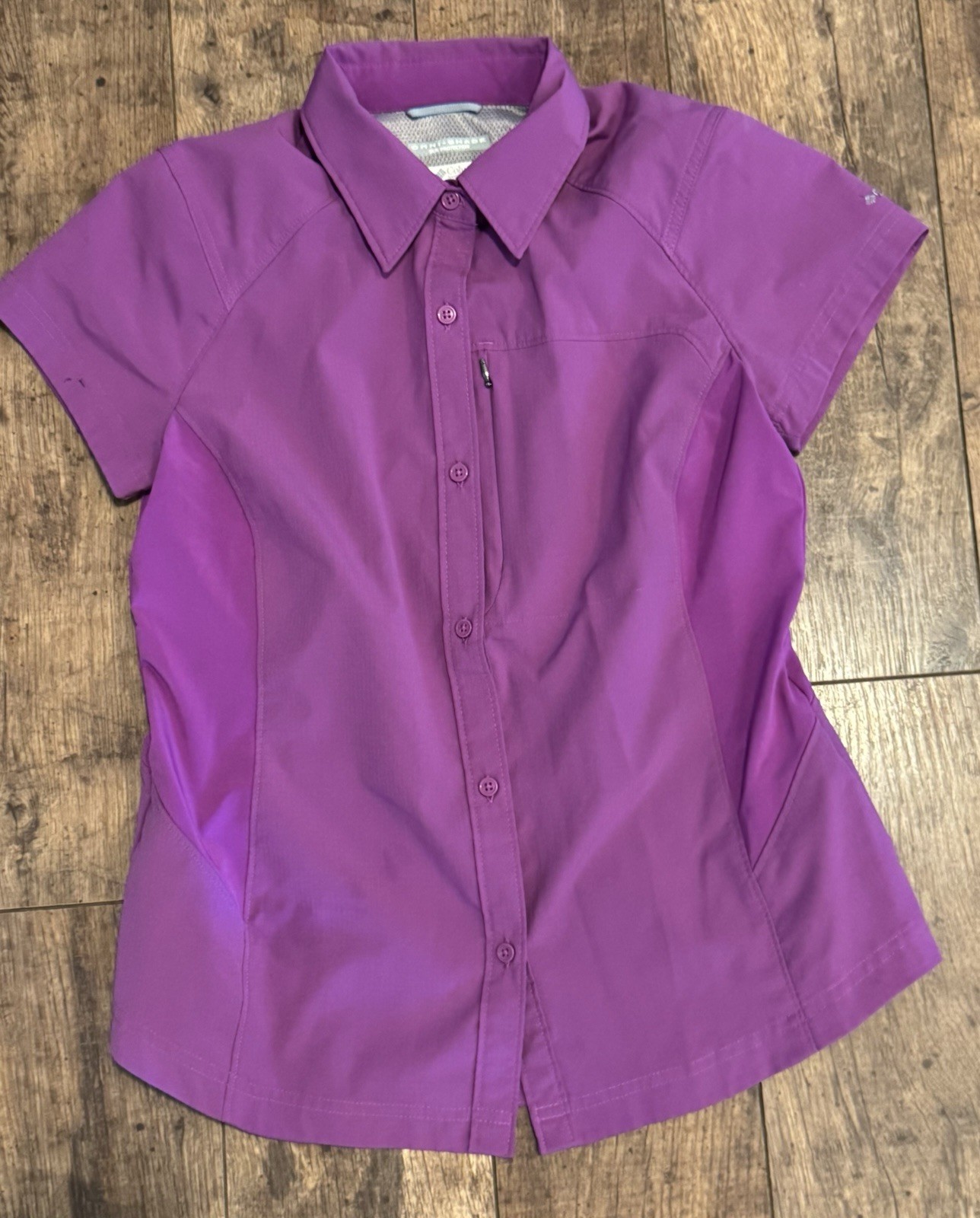Columbia Omni-Shade Womens M Purple Slim Fit Fishing Hiking Shirt UPF Zip Pocket