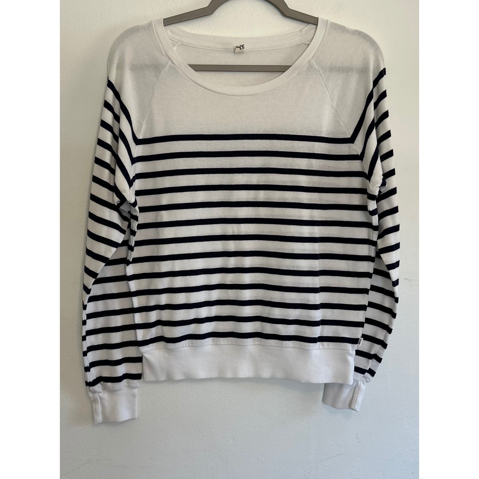 Aritzia TNA Striped LS Raglan Top Navy White Nautical Hampton Minimalist Casual