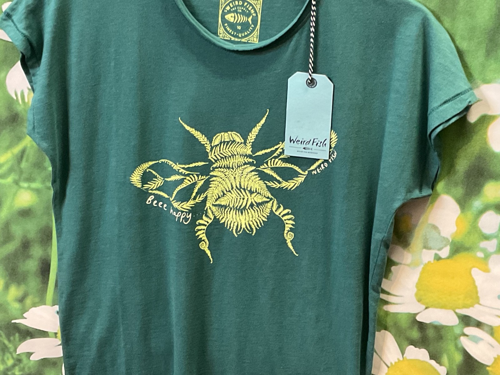 Ladies size 14 WEIRD FISH FERN BEE HAPPY Organic Cotton T-Shirt . NEW with label