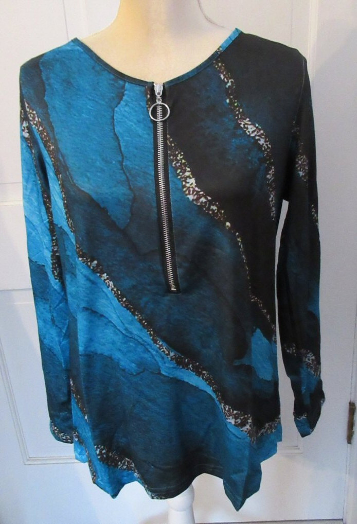 Woman’s Blues Long Sleeve 1/2 Zip Top size M