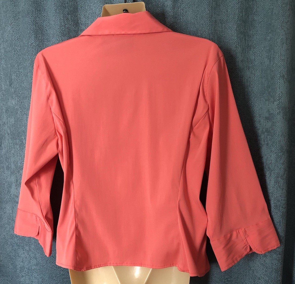 Easy Care Blouse Sz XL Peachy Pink 3/4 Sleeve Gathered Bust Button Down Stretch