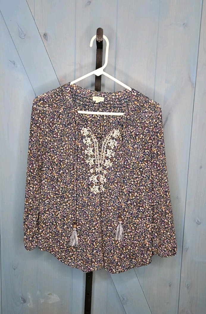 Mason & Belle Women’s Blue Floral Tie-Neck Long Sleeve Embroidered Blouse Medium