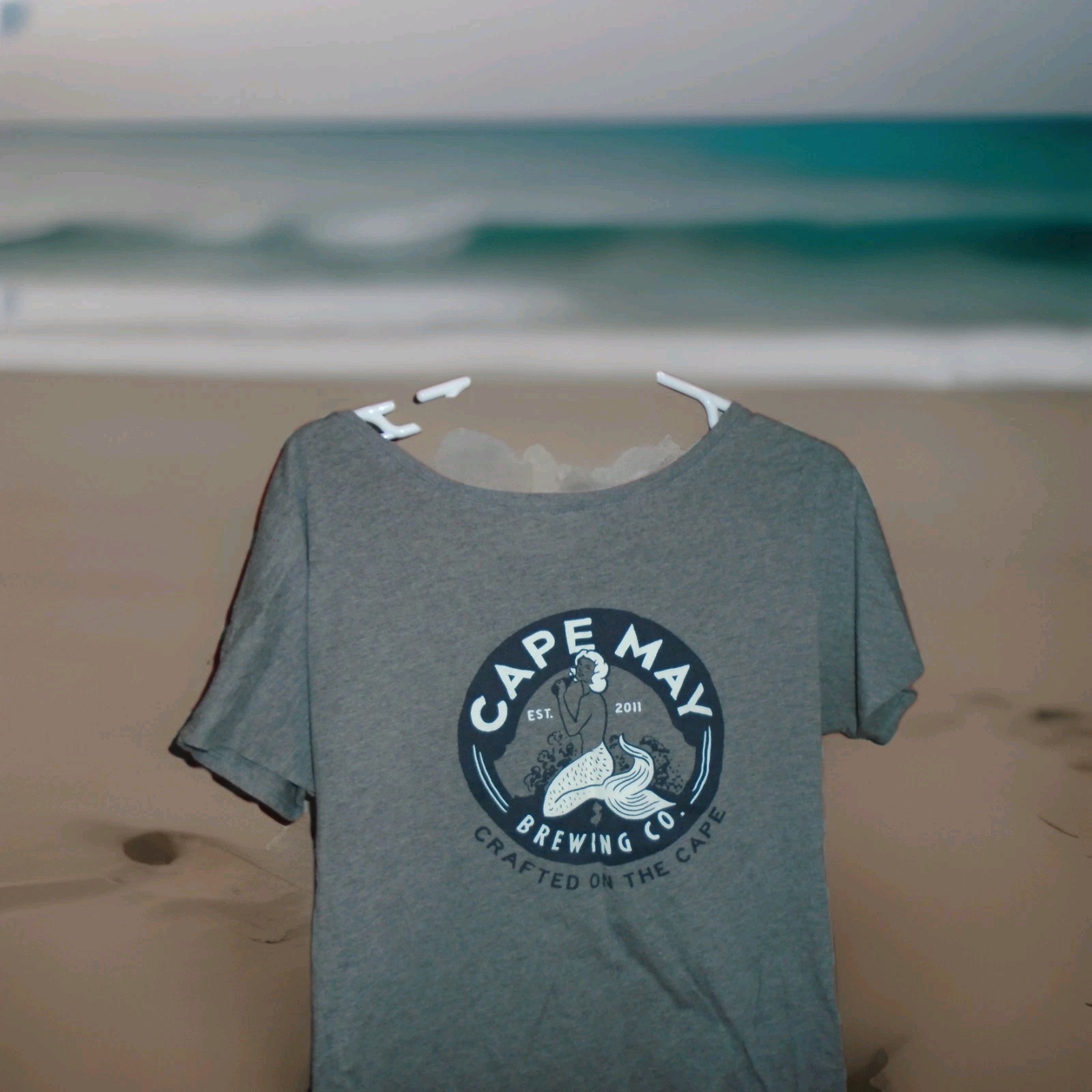 CAPE MAY (NEW JERSEY) BREWING COMPANY WOMANS LOGO TSHIRT-SEE PICTURES