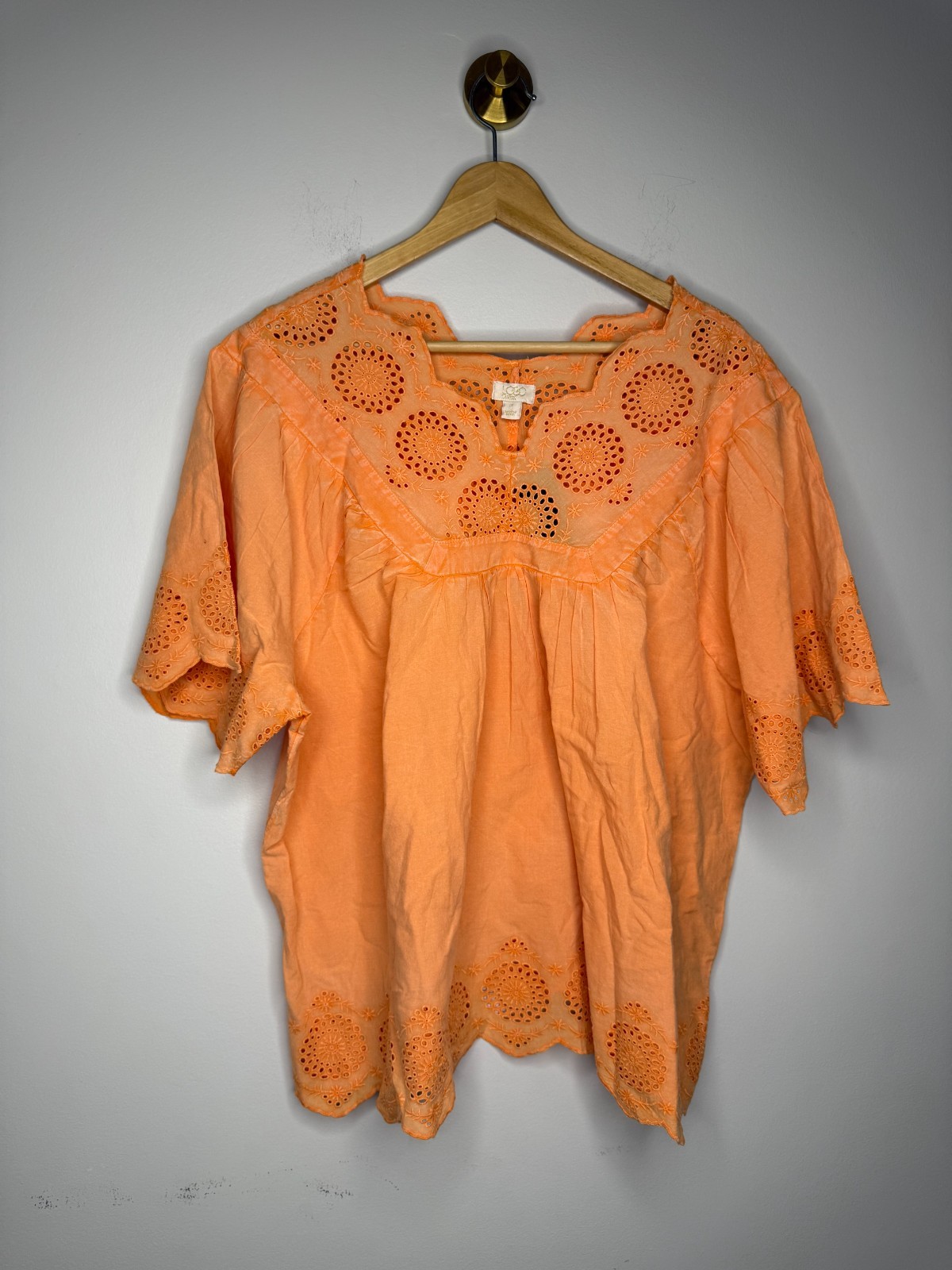 Loco Lavish XL Peach Eyelet Blouse NWT Short Sleeve Scoop Neck Cotton Top