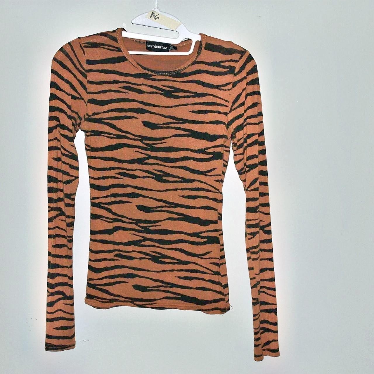 Womens Pretty Little Thing tiger print long sleeve shirt size 2