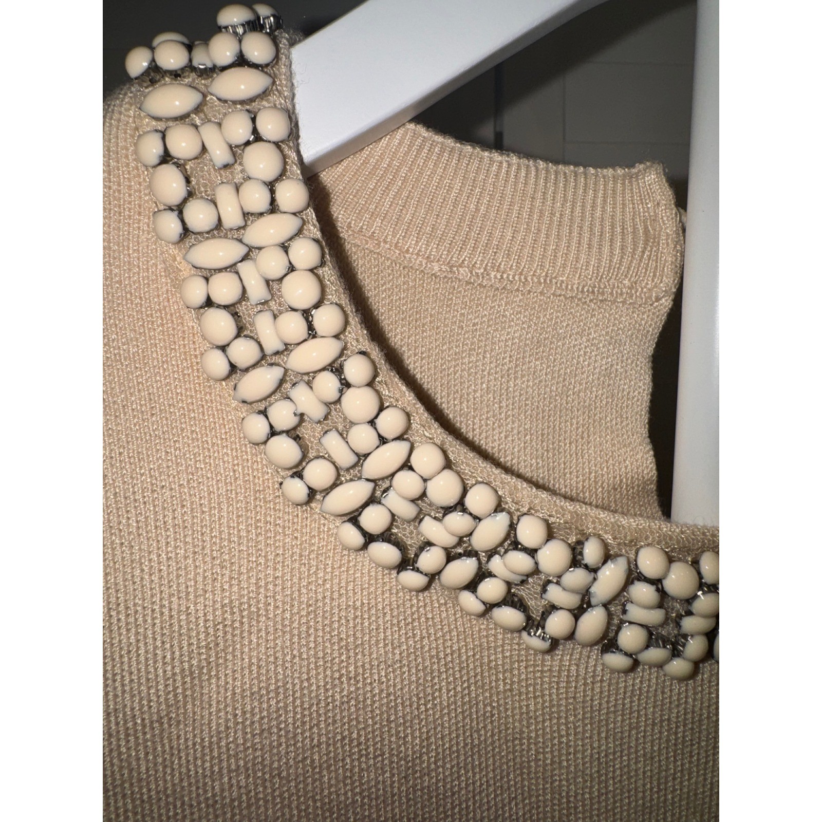 Marled Knit Top Women Beige Beaded Neckline Short Sleeve Keyhole Back Size M