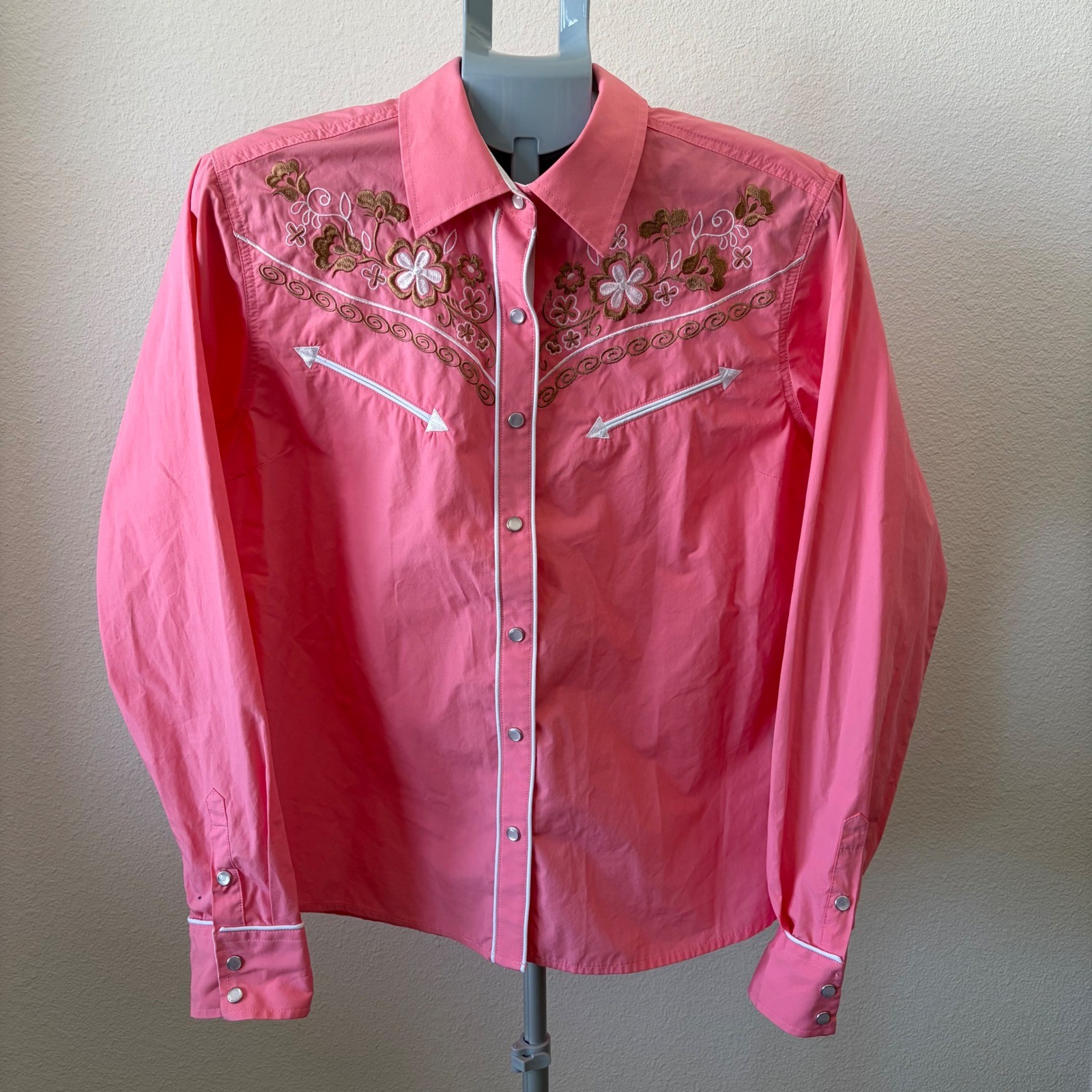Salvaje Oeste Western Shirt Women Large Pink Floral Embroidered Pearl Snap Long
