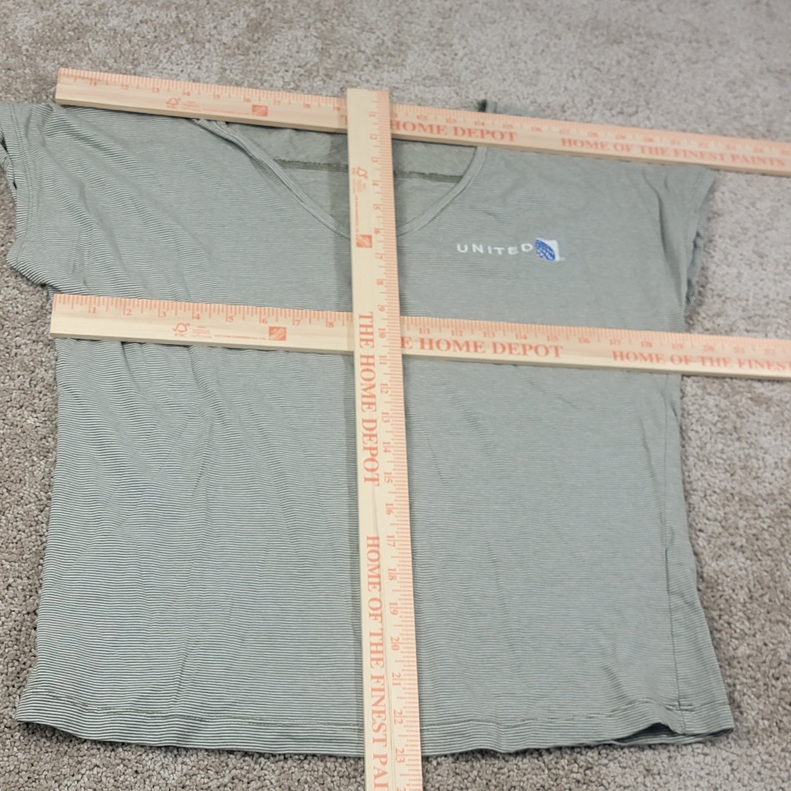 United Airlines Striped T Shirt V Neck Blue Globe Logo Olive Green Size Small