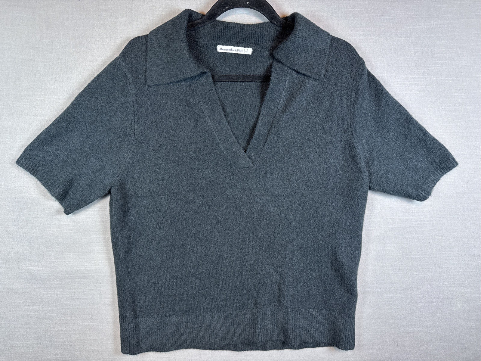 Abercrombie & Fitch Knit Top or Sweater – Size Large – NWT