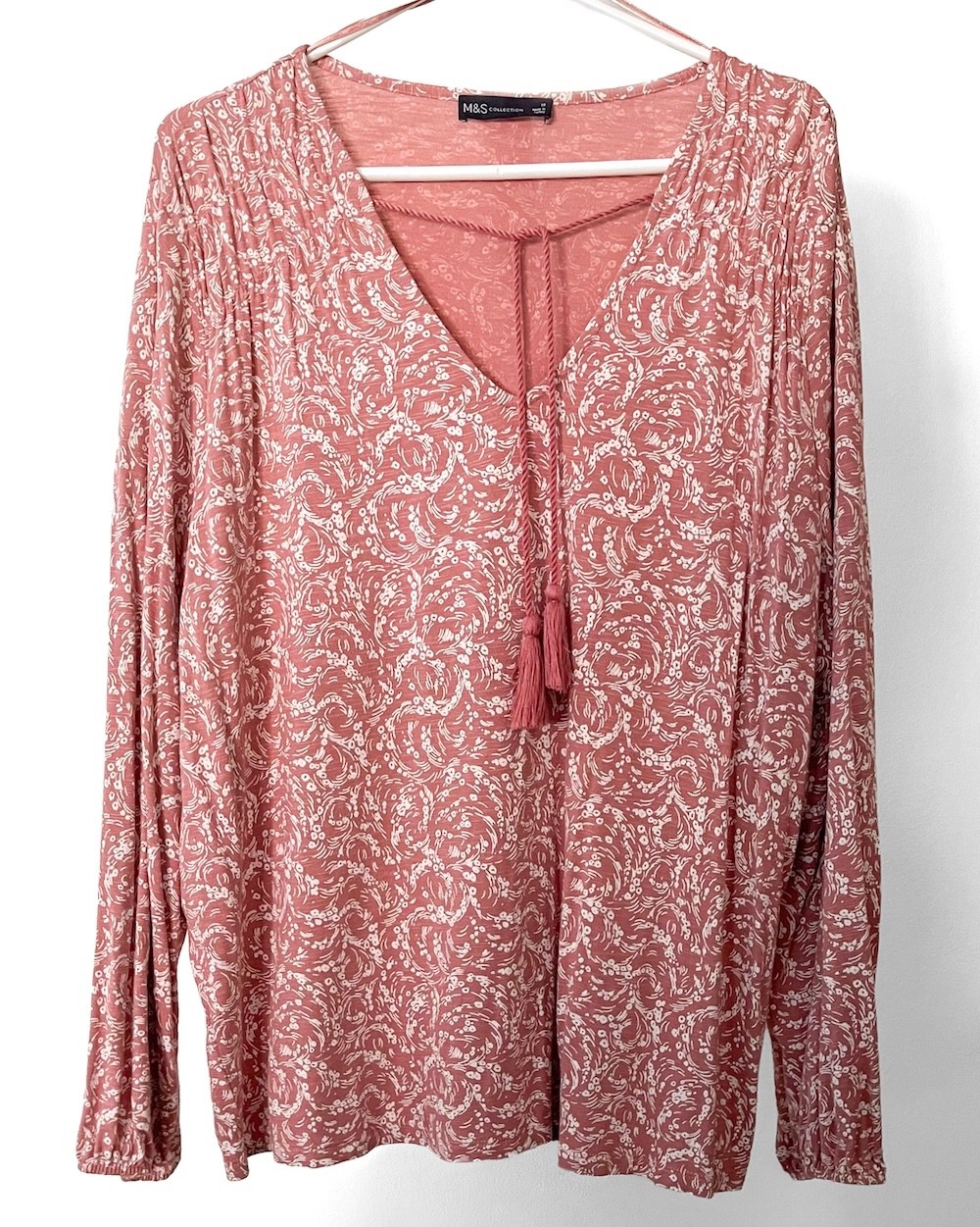 M&S Top size 18 Pink Jersey Fabric, Long Sleeve, V-Neck, Elastic Cuff