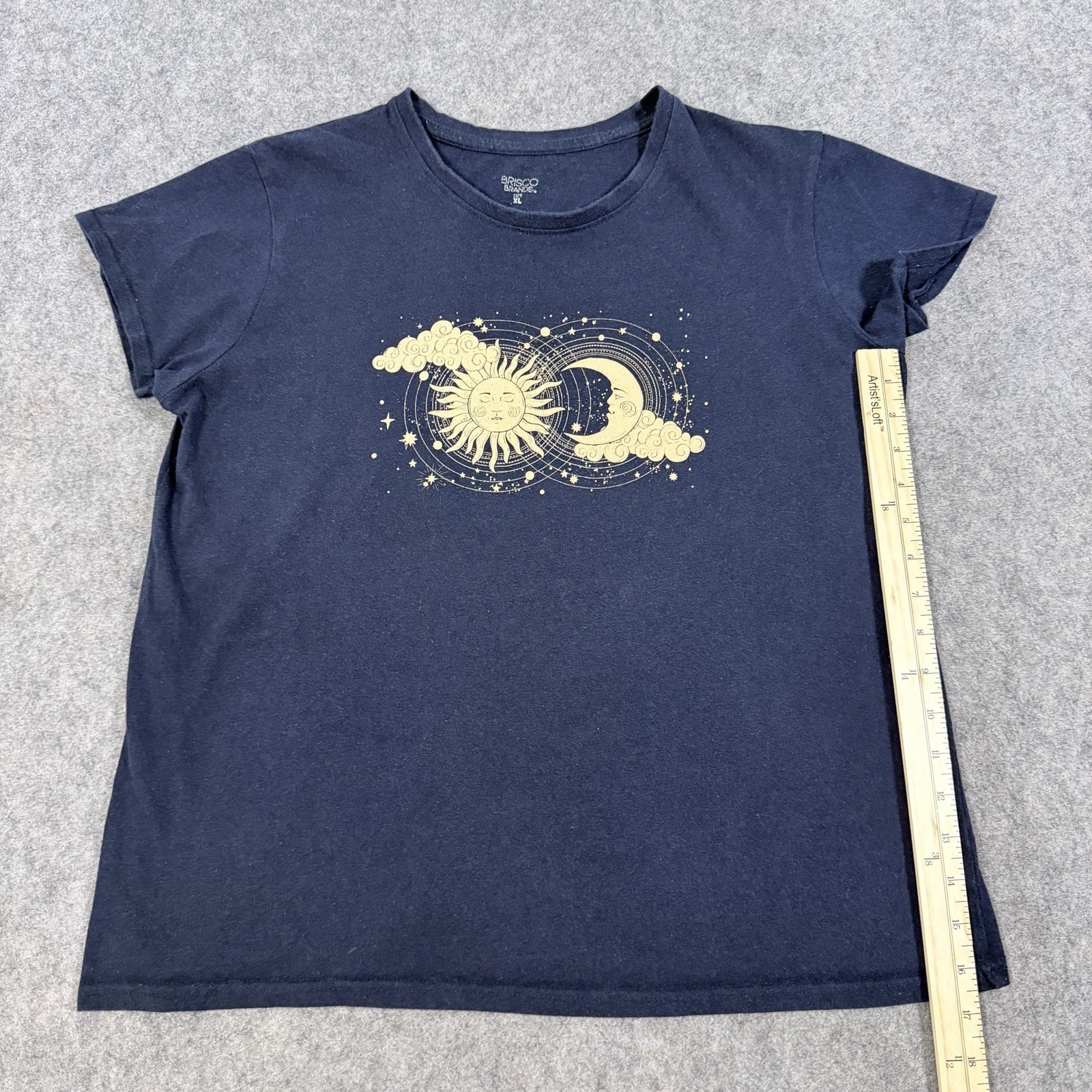 Brisco Brands Sun And Moon Graphic Print T-Shirt Fits Women’s Size XL Navy Blue