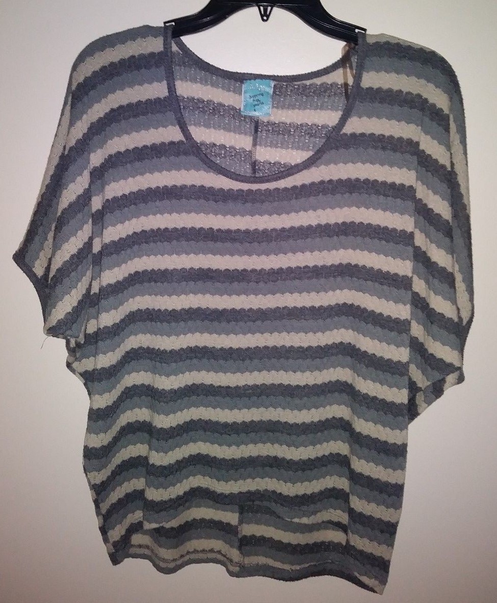 H.I.P. Happening In The Present Womens Top, Shirt, Blouse Size Large
