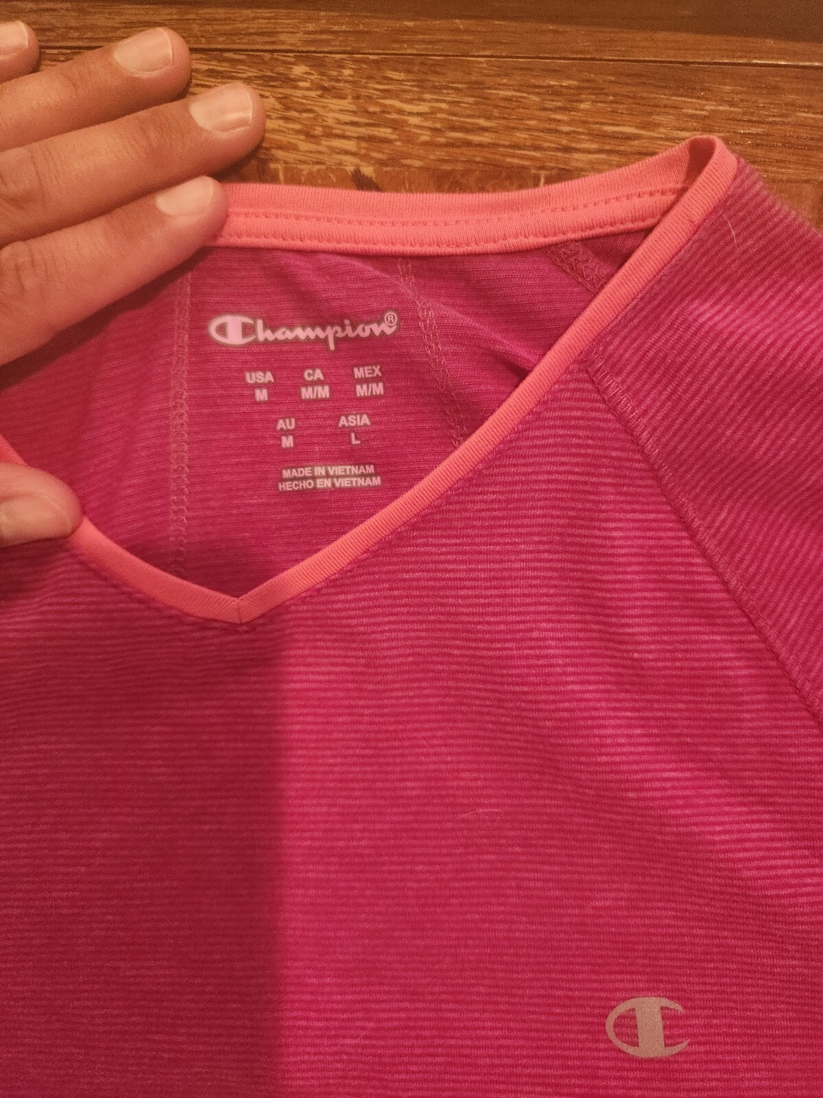 Champion Elite Purple Long Sleeve Top has Stretch size Medium thumb holes #S117