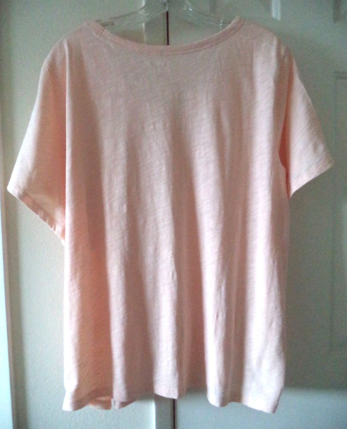 Old Navy Peach Soft Orange Slight Slub VNeck T-shirt Knit Top XL 14 16 1X XLarge