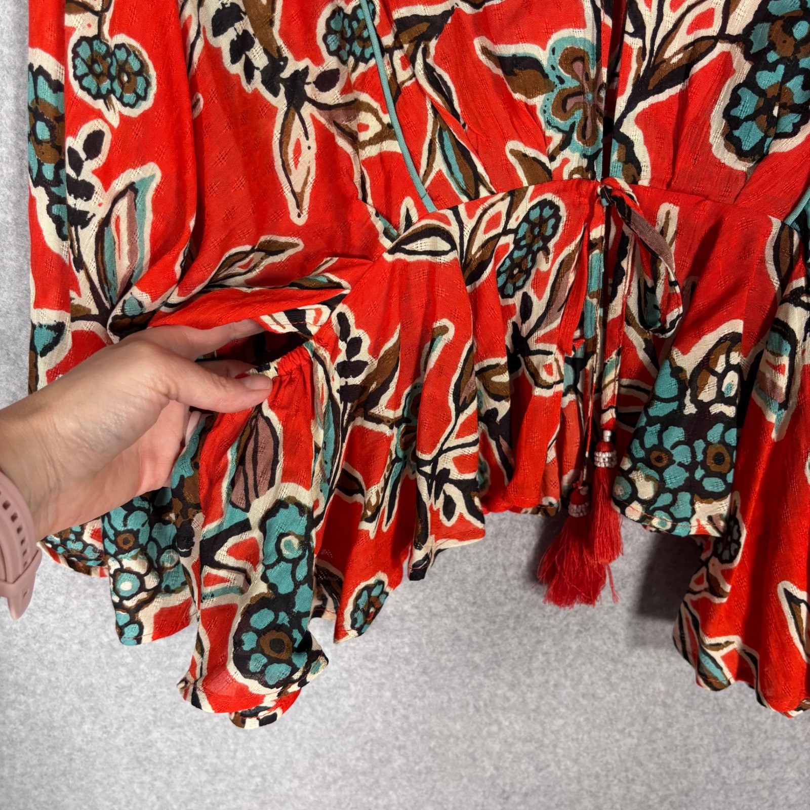 Band of the Free Kimono Top Small Red Floral Boho Bell Sleeve Tassel Tie Front