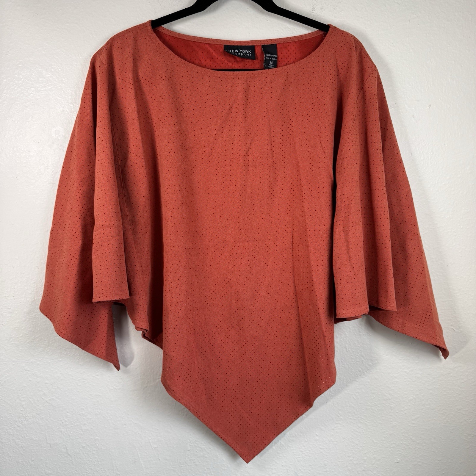 New York And Company Women’s Orange Poncho Style Blouse Size Medium Shawl