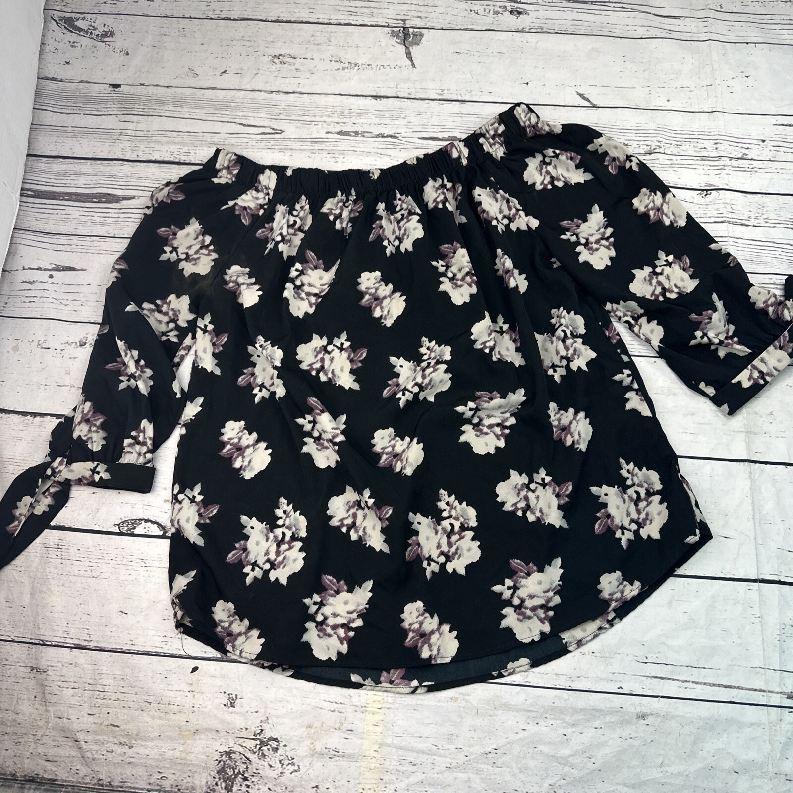 Time To Be Plus Size 1X Black Floral Off The Shoulder Tie Sleeve Top