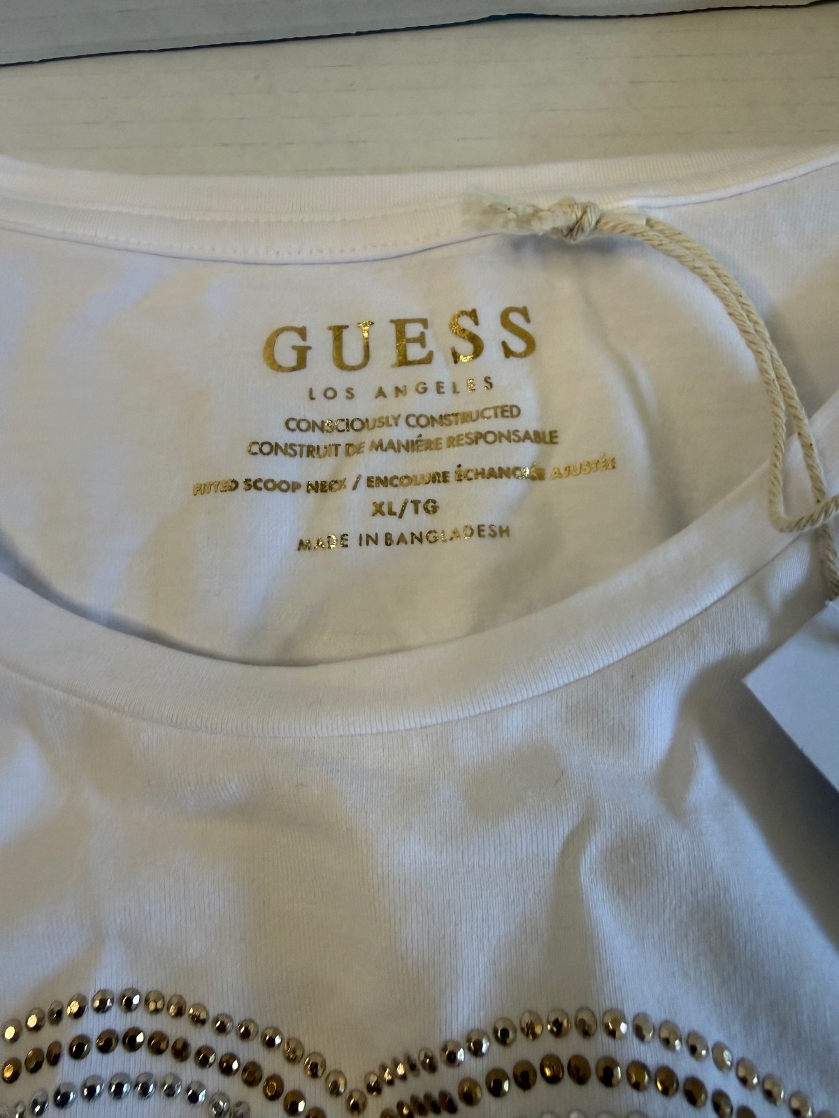 NWT Guess Los Angeles White Scoop Neck T-Shirt with Gold Rhinestone Heart (XL)