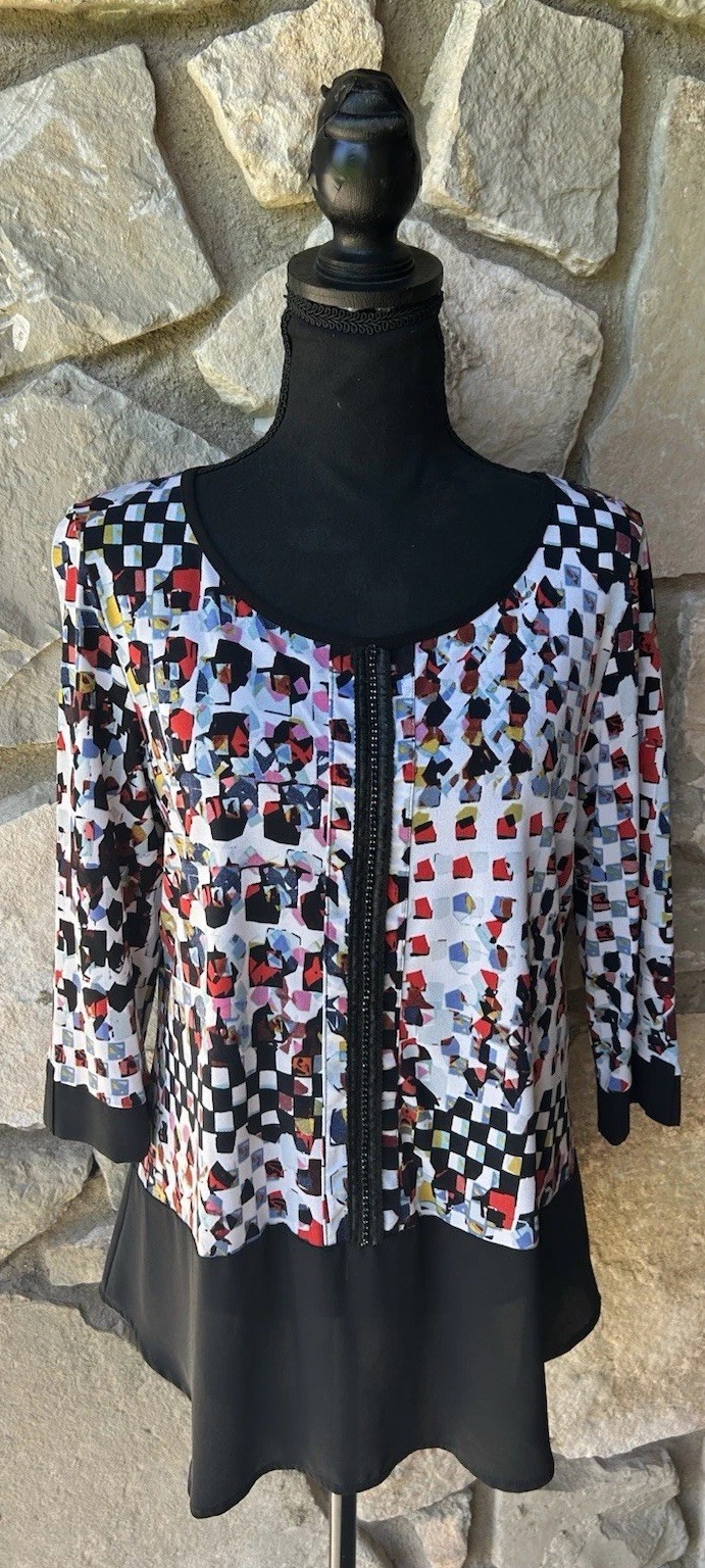 BALI Corp Top Size Medium Multicolor Geometric Print Chiffon Hem Stretch EC