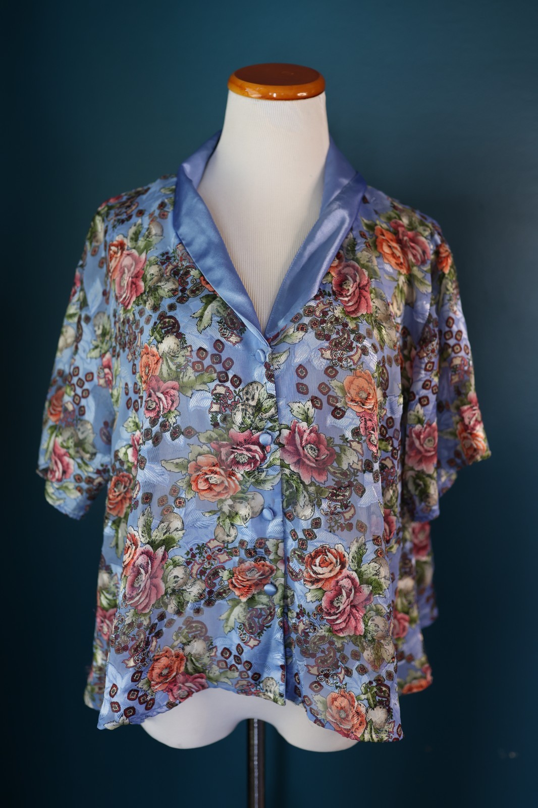 Vintage Victoria’s Secret Gold Label Cropped Button Down Top Sheer Floral Large