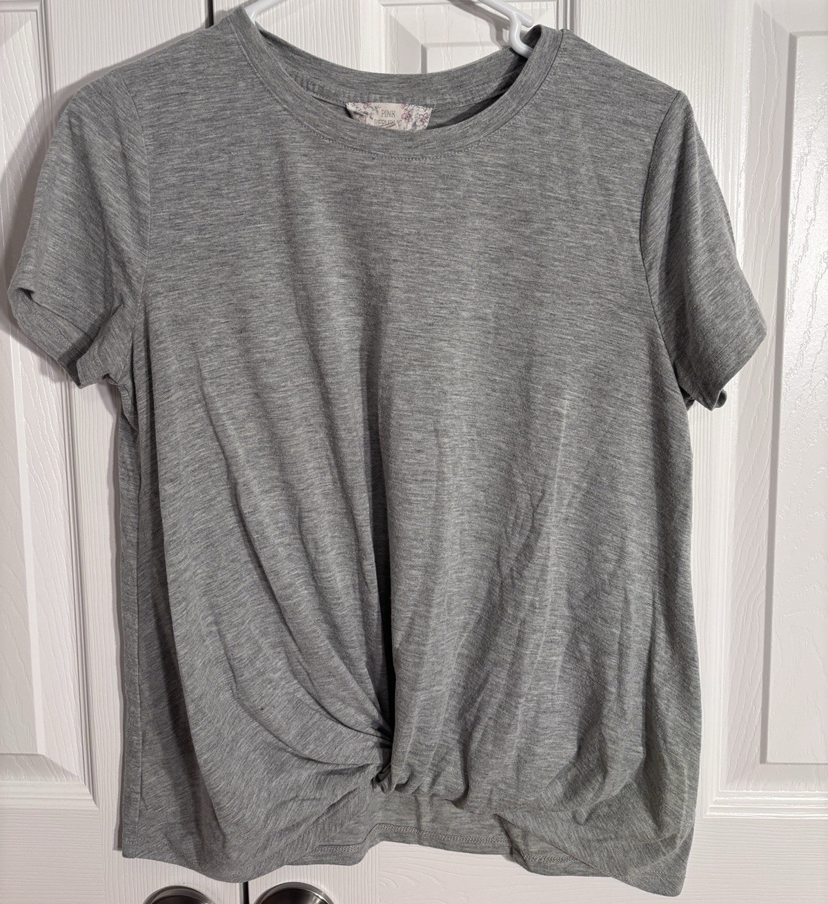 PINK REPUBLIC Gray Twist Front Crewneck Short Sleeve Knit Tee L Comfy Casual ECP