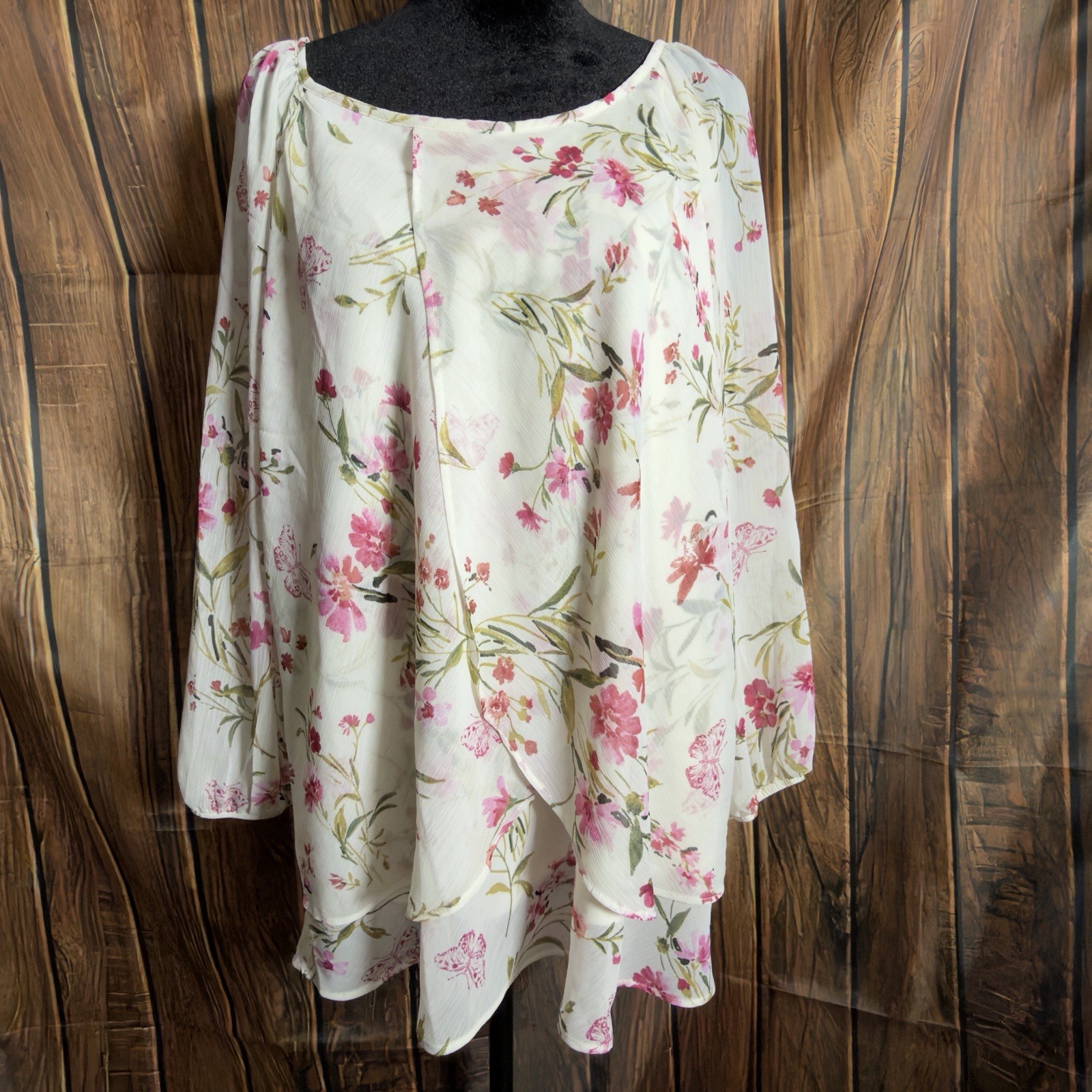 Tamara H Women’s 1X Blouse White Pink Floral Print Chiffon Layered Tulip Hem Top