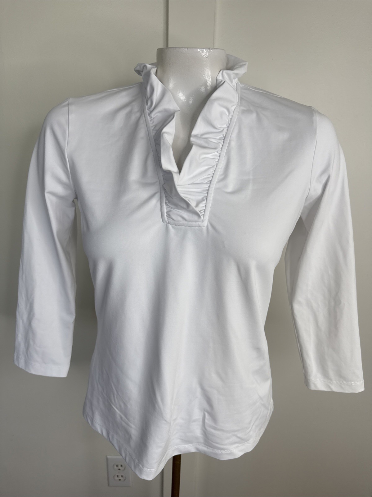 J.McLaughlin Durham Ruffle Top Size XS White 3/4 Sleeves Nylon Spandex