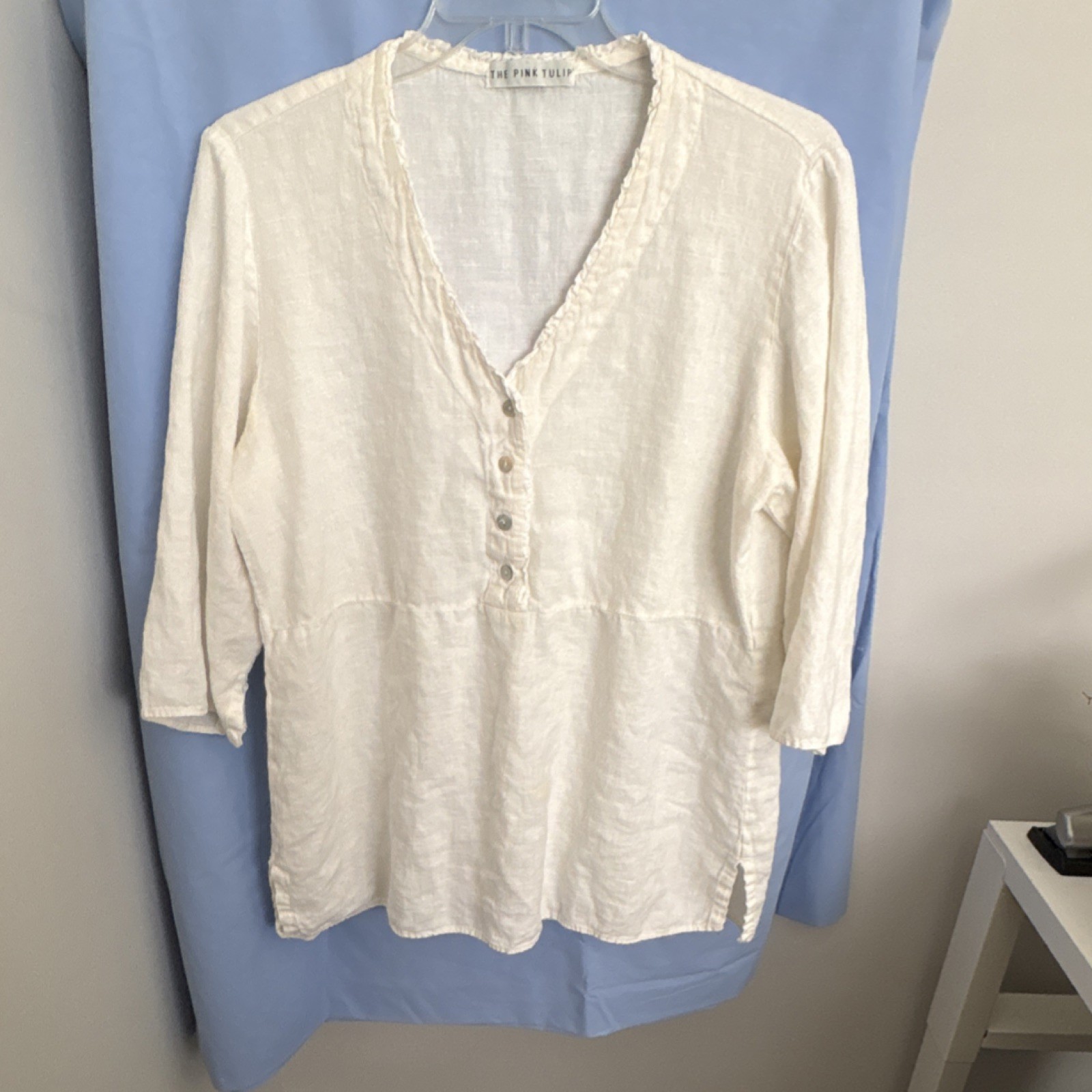 The Pink Tulip Women’s Linen Tunic Top V Neck Button Front 3/4 Sleeve White