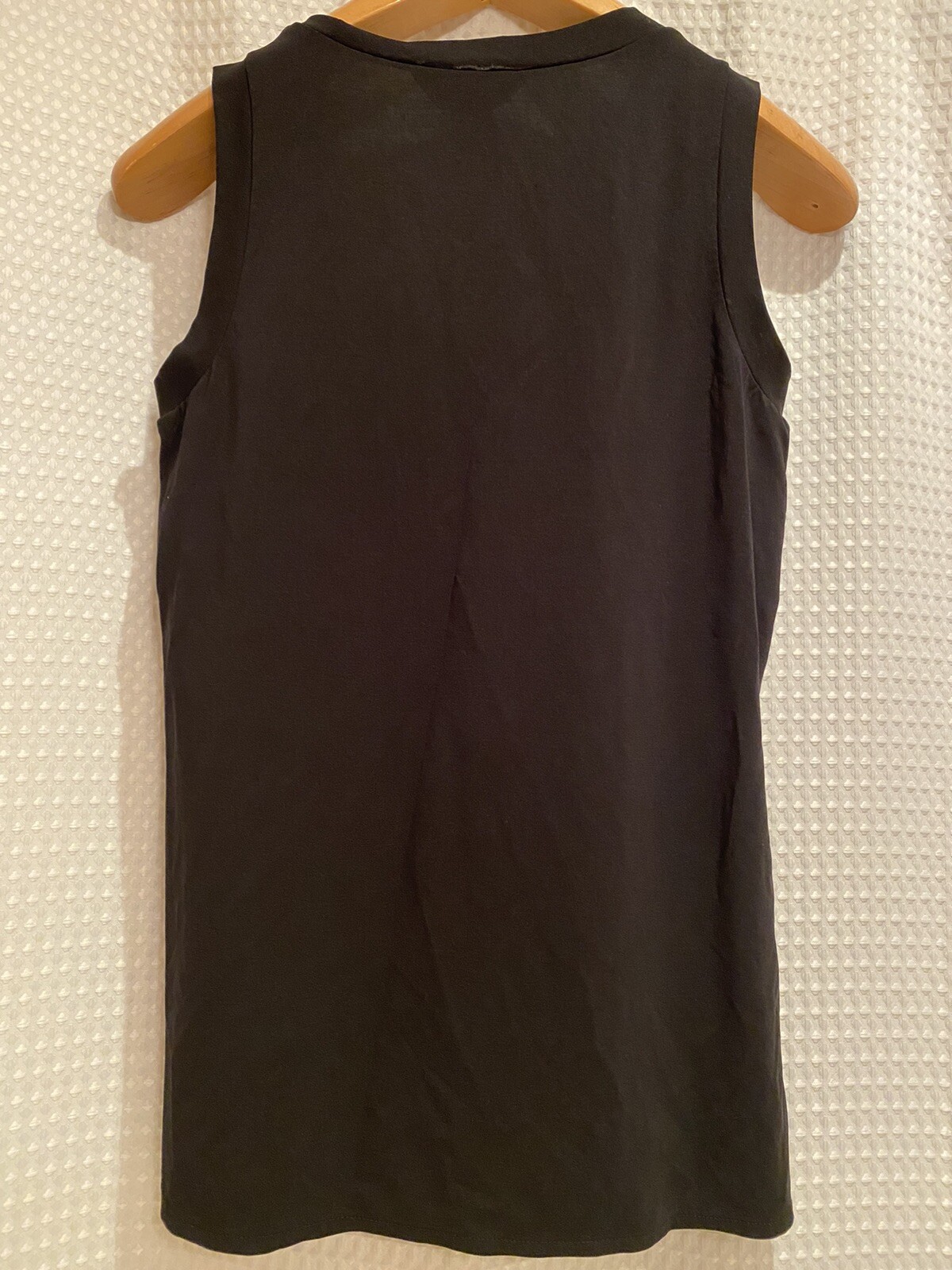 Banana Republic~Formal Tank Top Blouse Shirt~XS Extra Small~Black~Rayon~Career