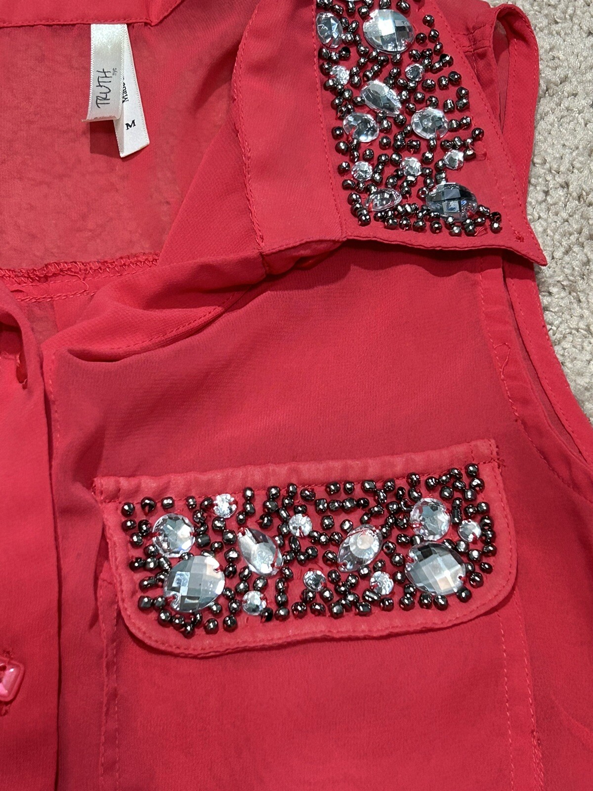Truth Womens/Juniors Shirt Size Medium Red Embellished Jeweled Flowy High Low