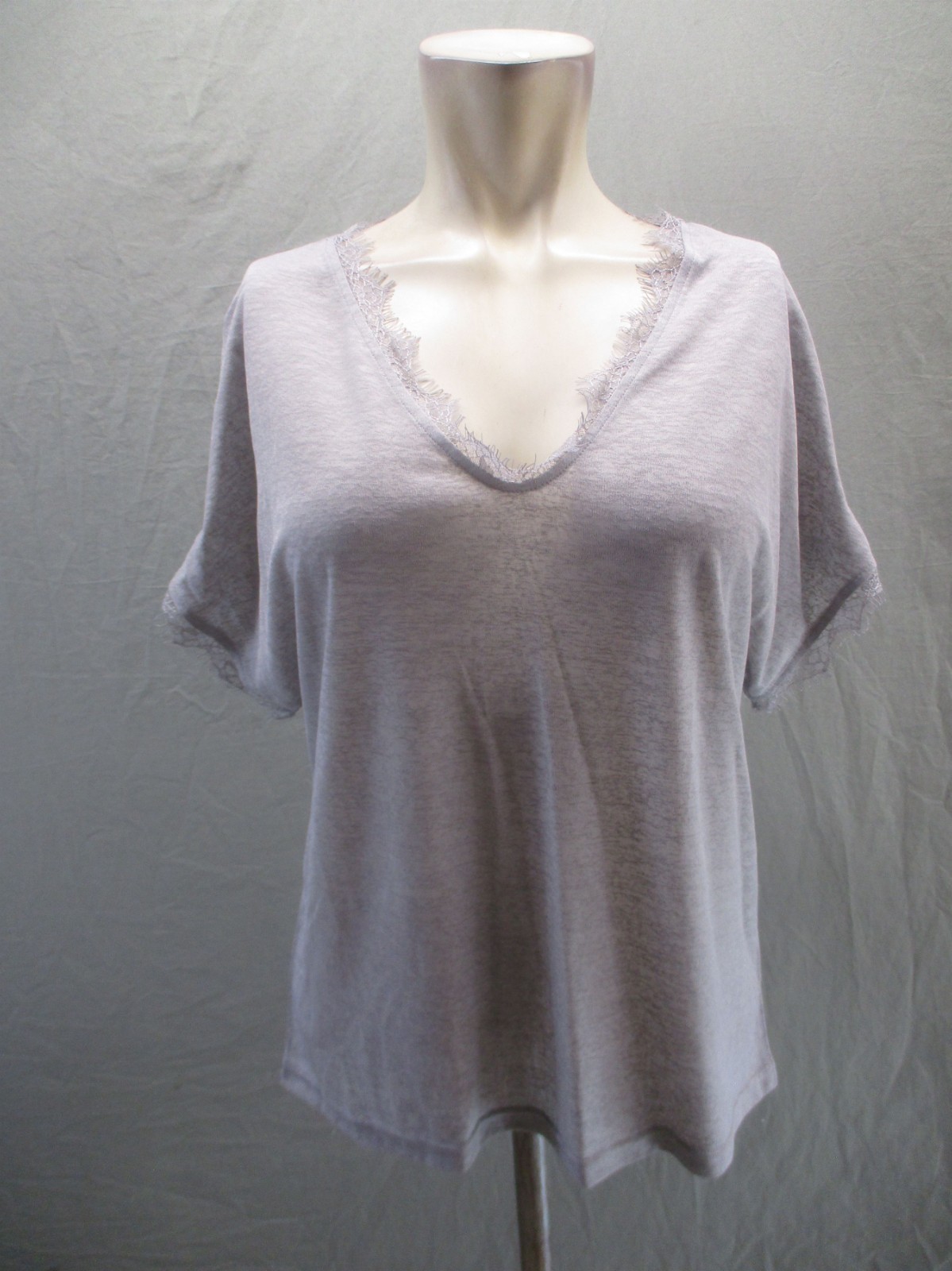 NWT BELINDA Size S Womens Gray Cotton Blend Lightweight Short Sleeve Top 159