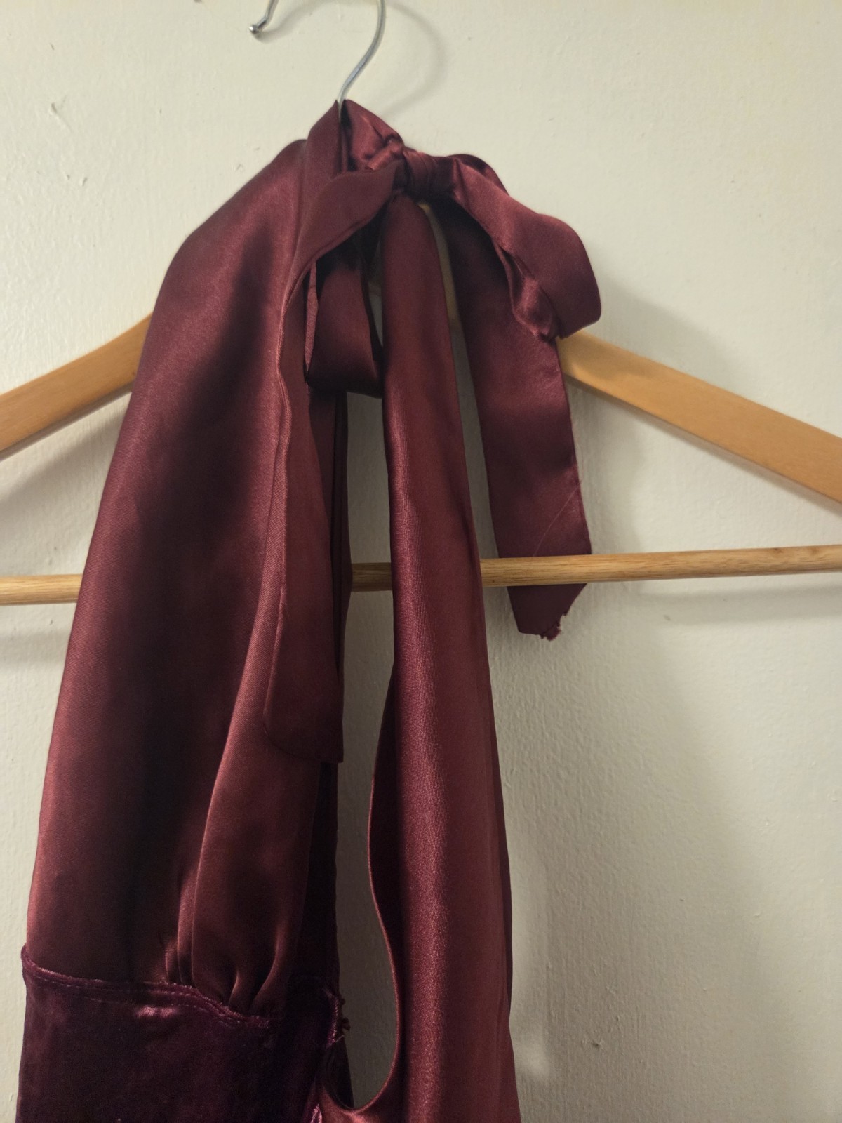 Y2K Women’s Velvet Halter Top Size Medium Burgundy Party Rave