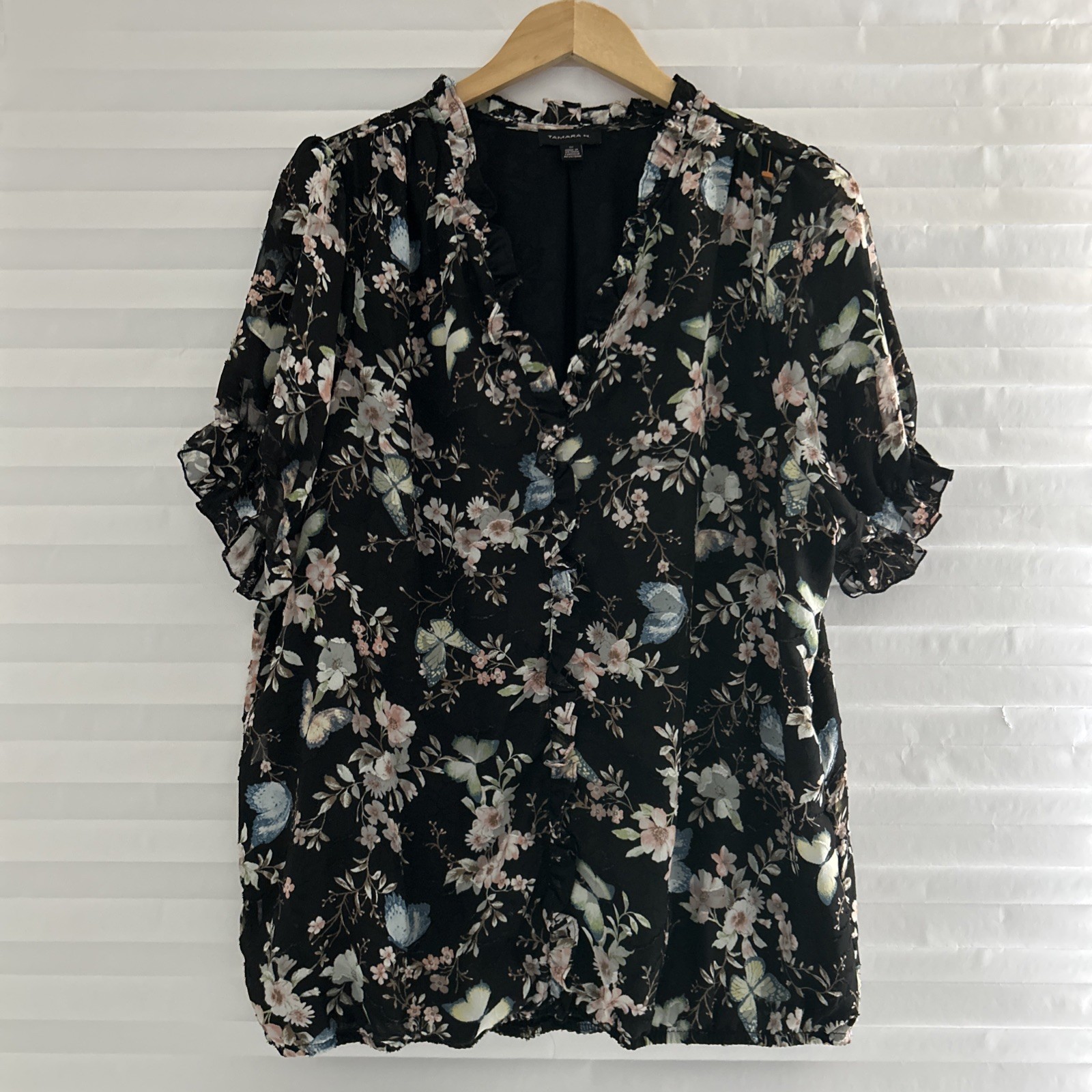 Tamara H Womens Shirt Top Size 1X Short Sleeve V Neck Elastic Waist Lined Floral