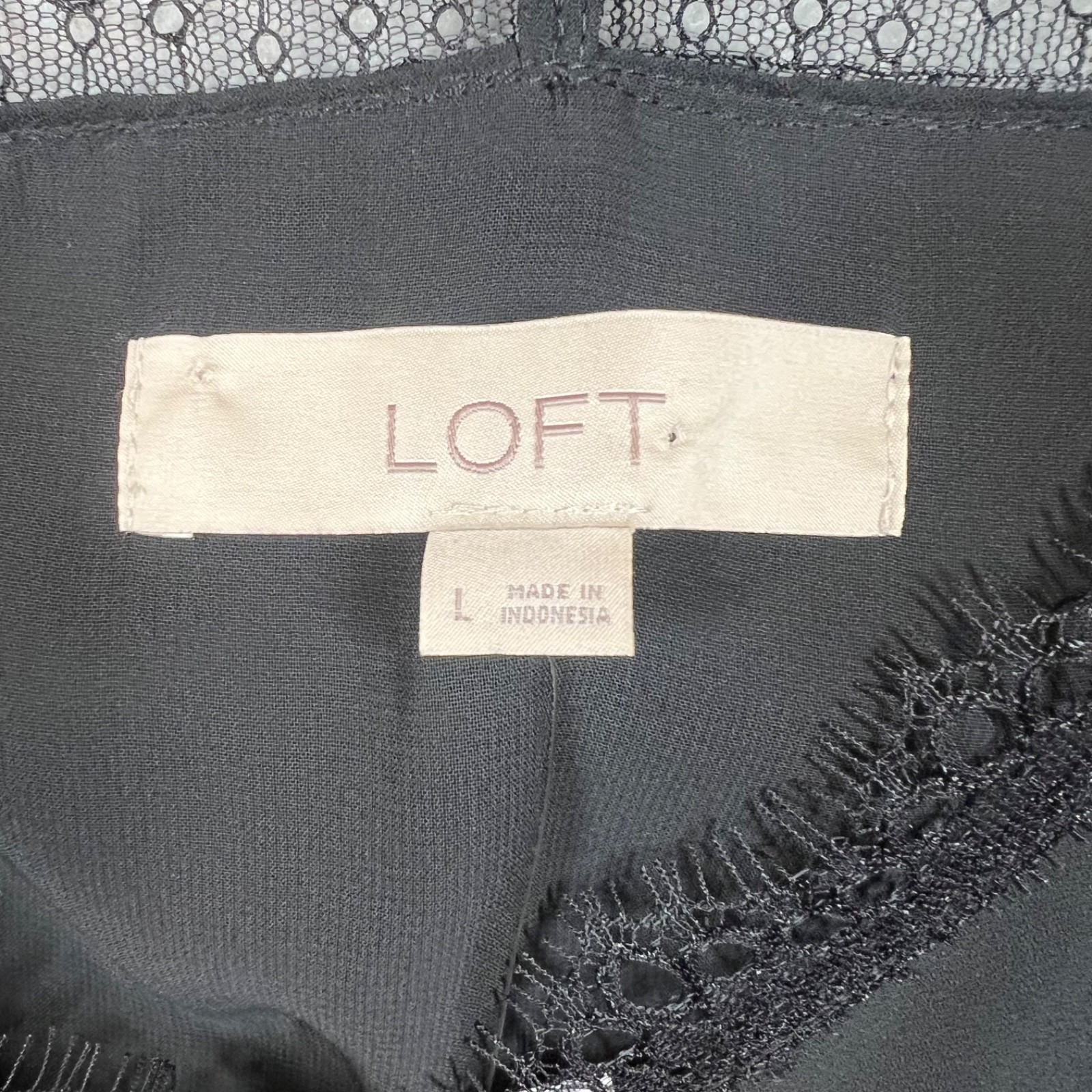 NEW Loft Camisole Women’s L Black Lace Trim V-Neck Party Holiday Business